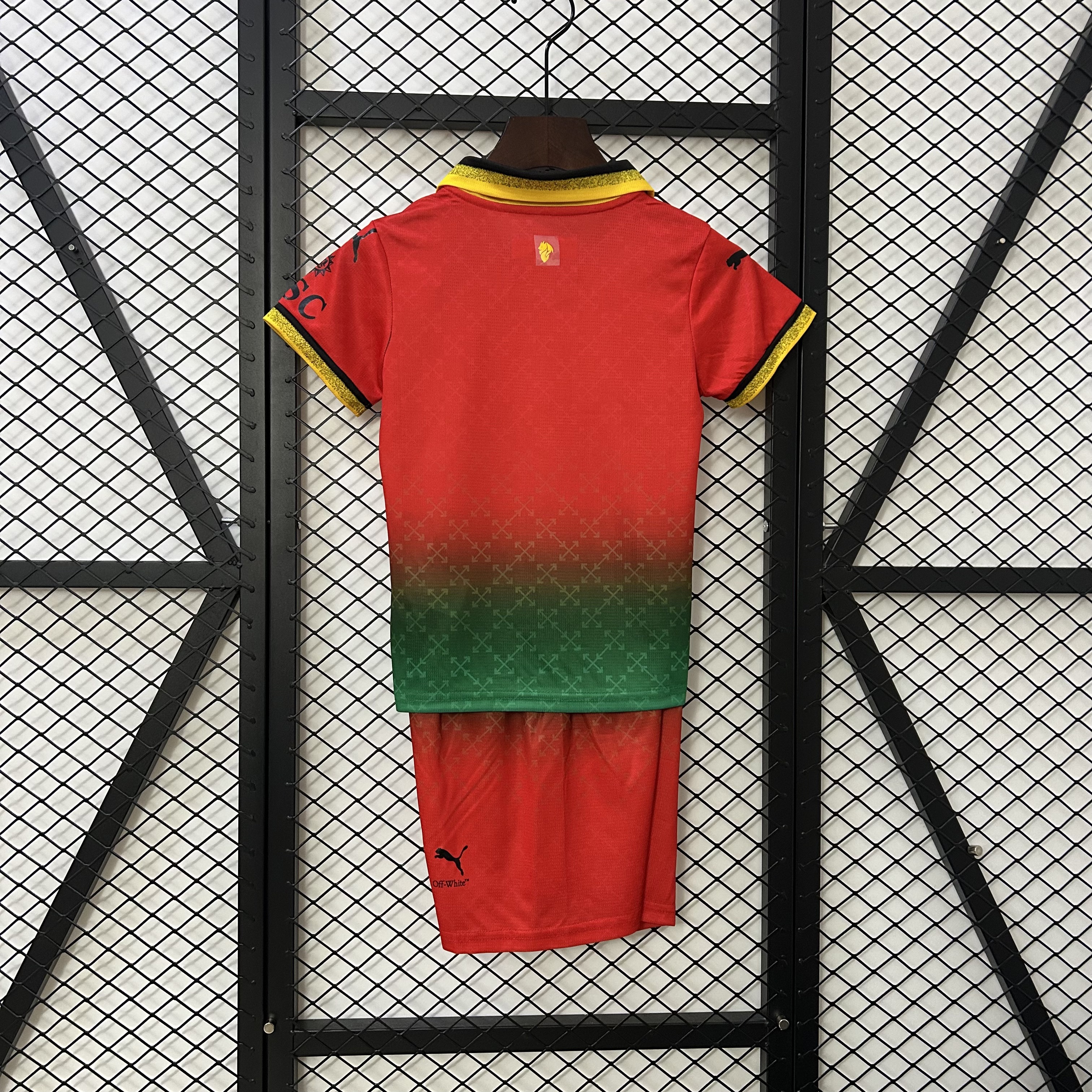 AC Milan Soccer Jersey Fourth Away Goalkeeper Kids Kit Jersey+Shorts 2024/25 - sinoshirt