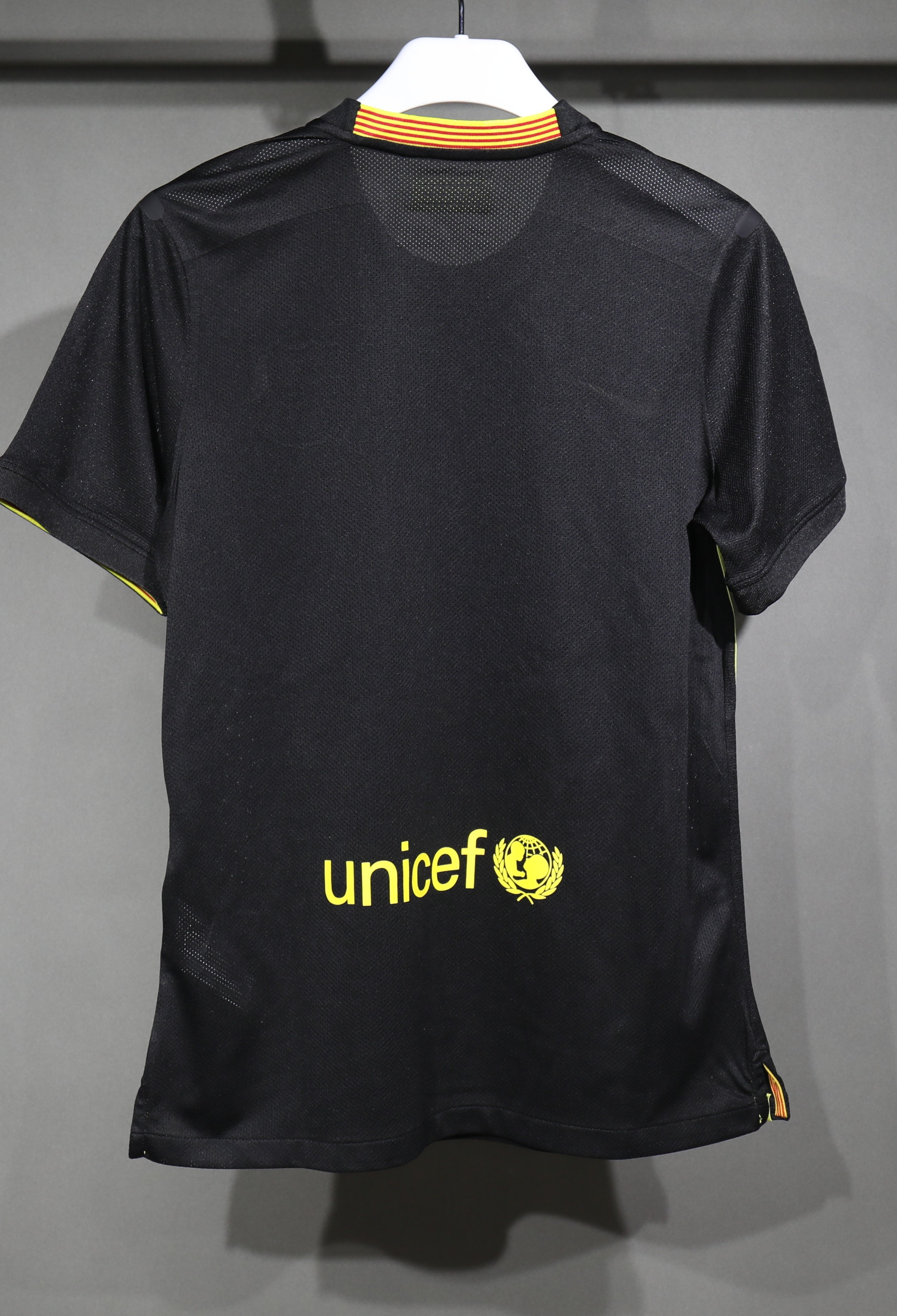 Authentic Barcelona Retro Jersey Third Away Soccer Shirt 2013-14 - sinoshirt