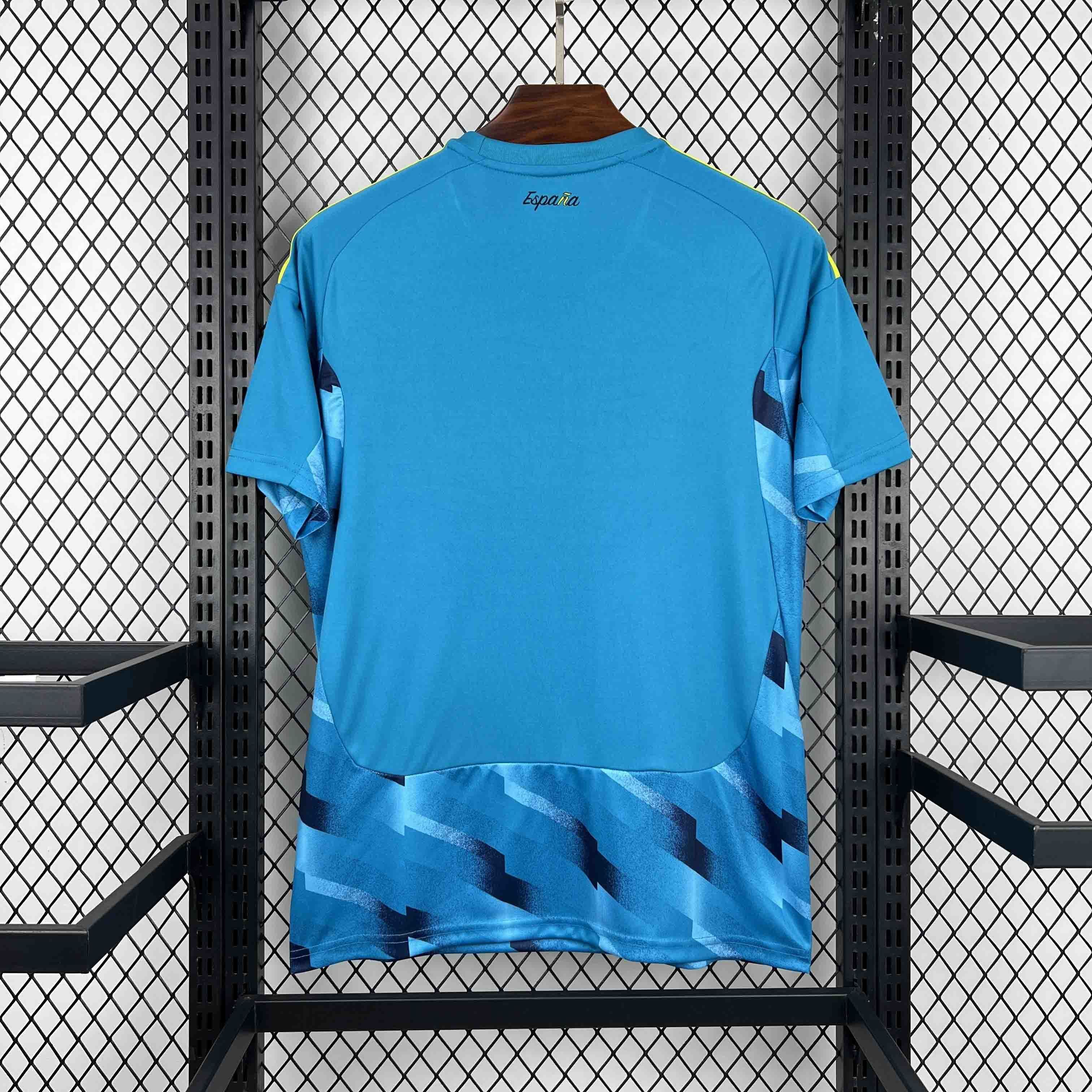 Spain Soccer Jersey Goalkeeper Custom Shirt World Cup 2026 - sinoshirt