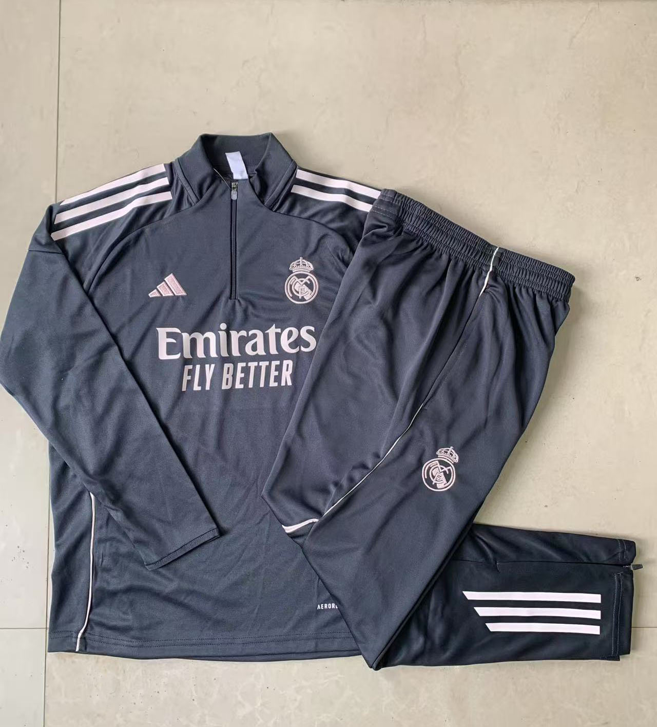 Kids Real Madrid Training Kit (Sweatshirt+Pants) Deep Grey 2025/26 - sinoshirt