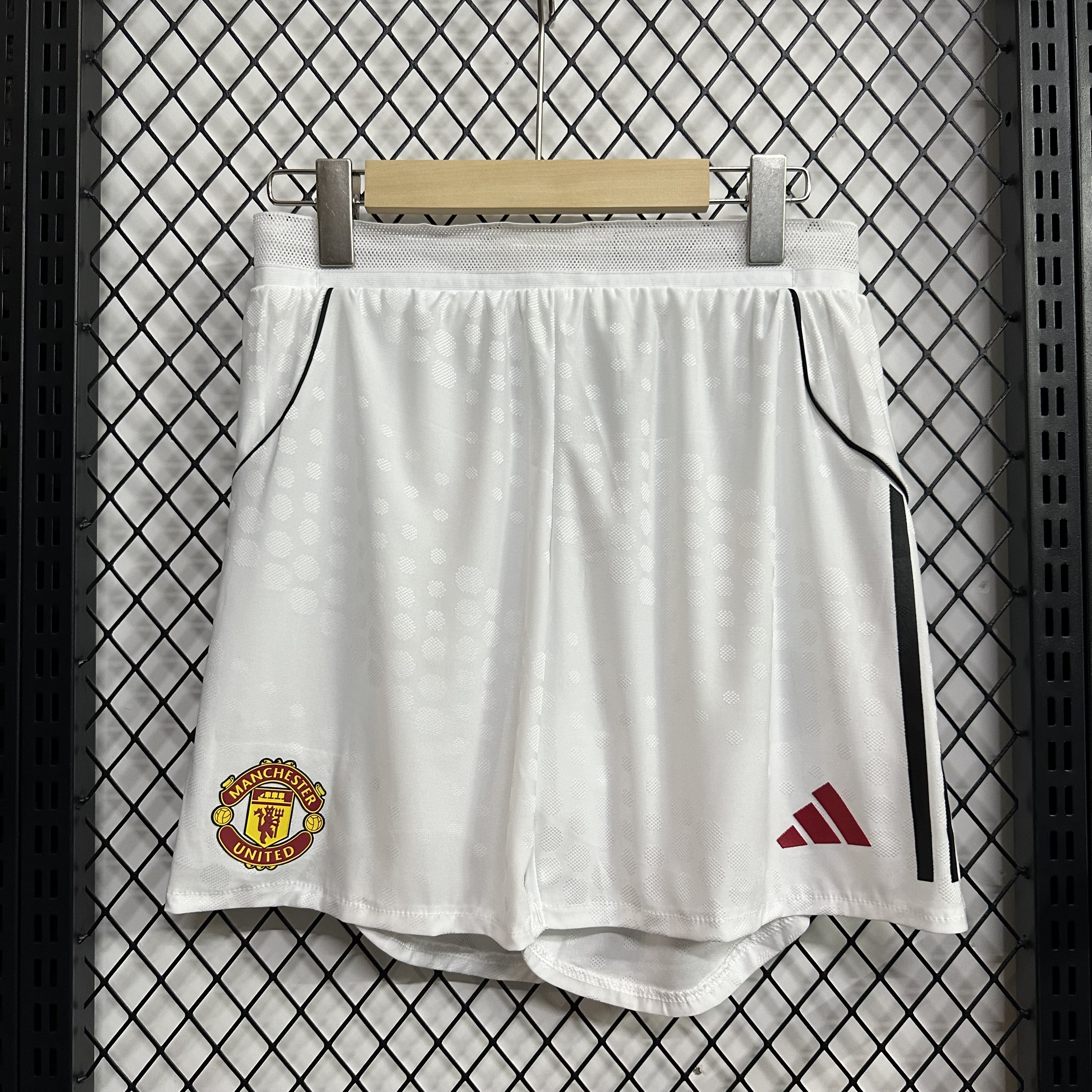 Manchester United Authentic Home Shorts 2025/26 - sinoshirt