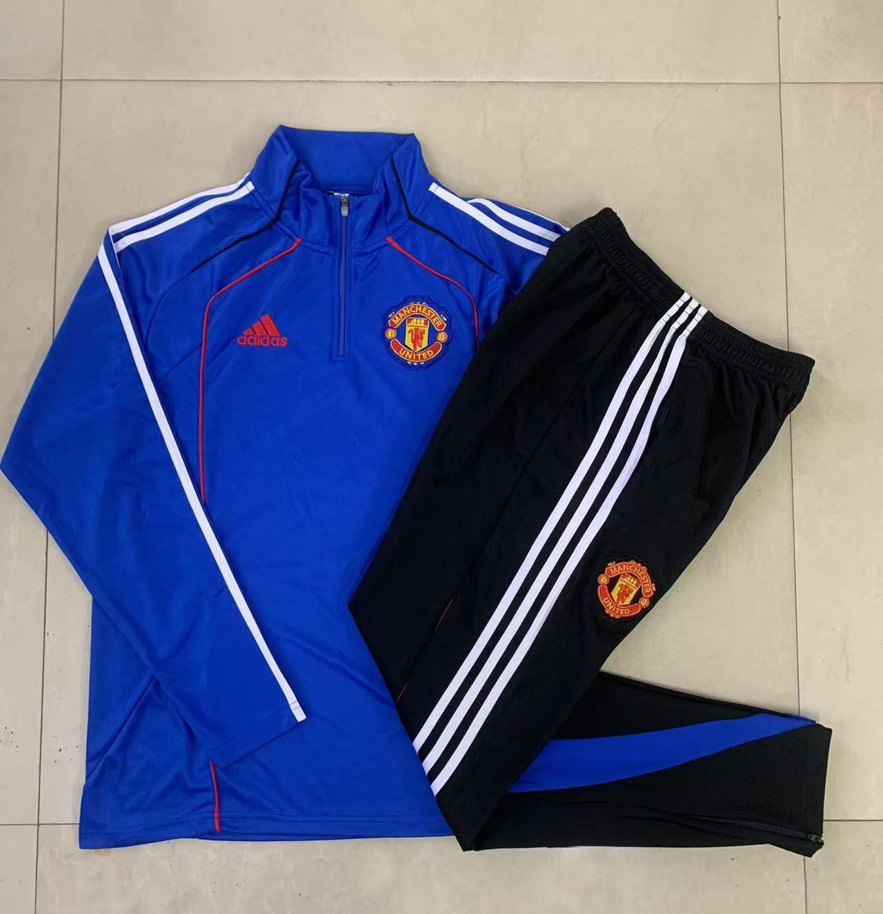 Kids Manchester United Training Kit (Sweatshirt+Pants) Blue 2025/26 - sinoshirt