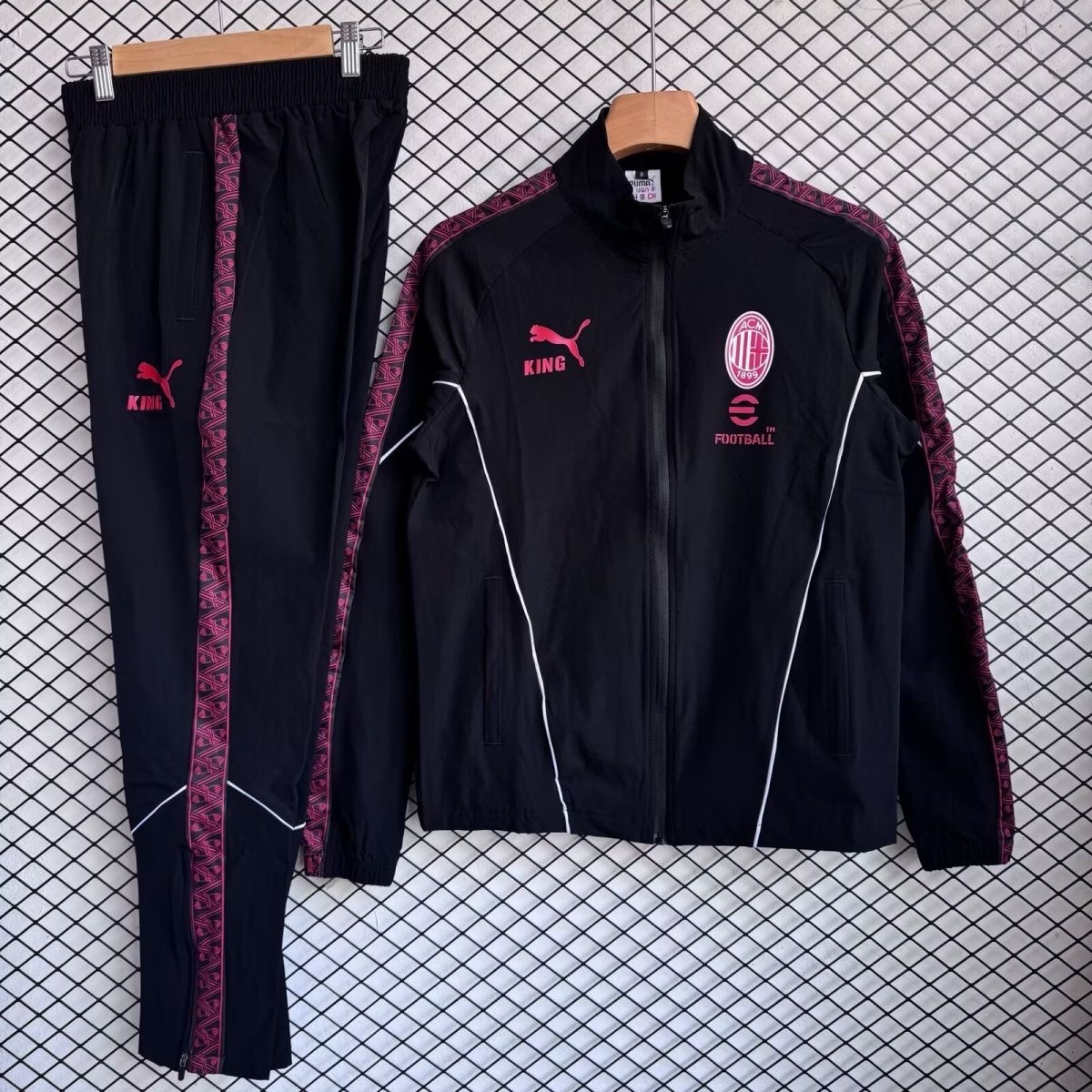 AC Milan Windbreaker With Pants Black 2025/26 - sinoshirt