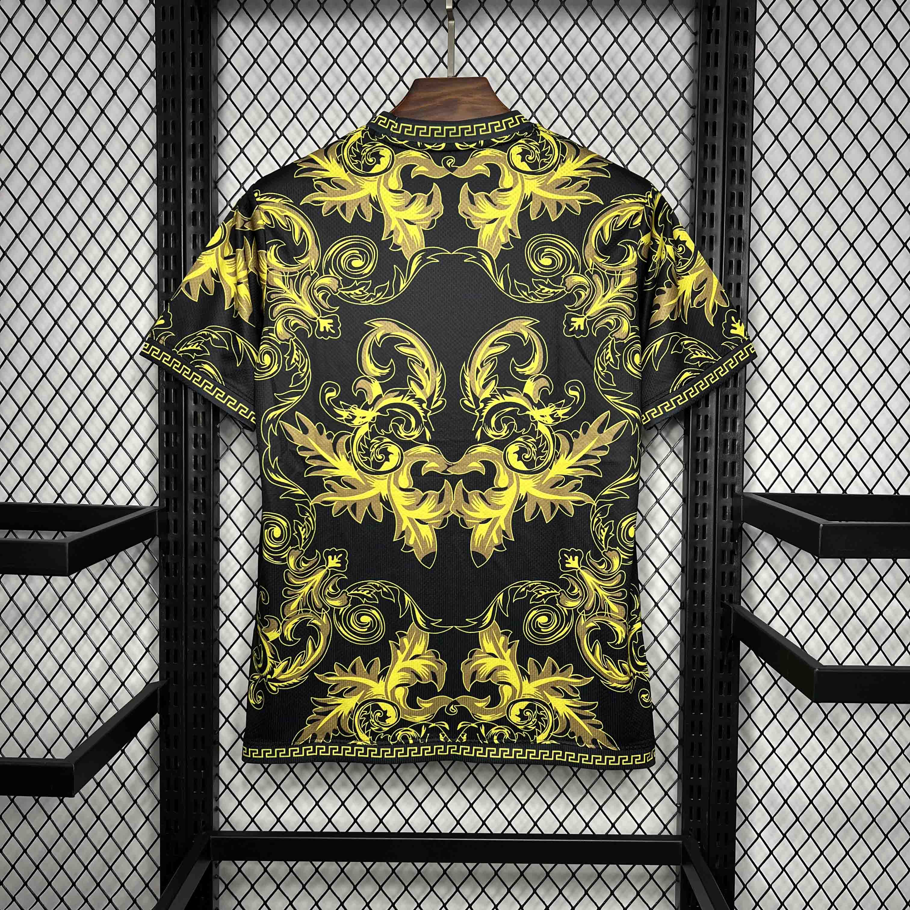 Italy Soccer Jersey x Versace Gold Special Edition Custom Shirt 2022 - sinoshirt