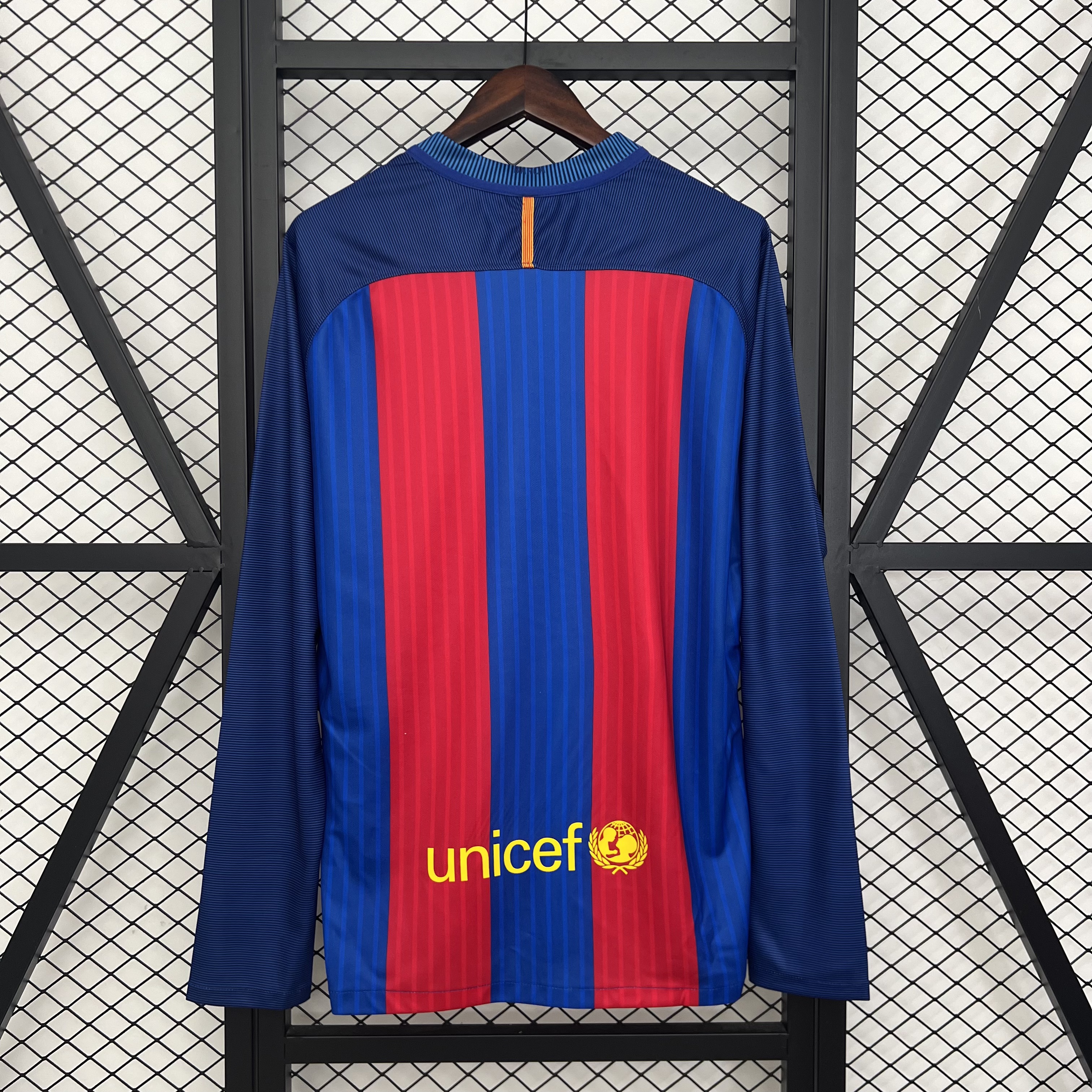 Barcelona Retro Jersey Home Long Sleeve Soccer Shirt 2016-17 - sinoshirt