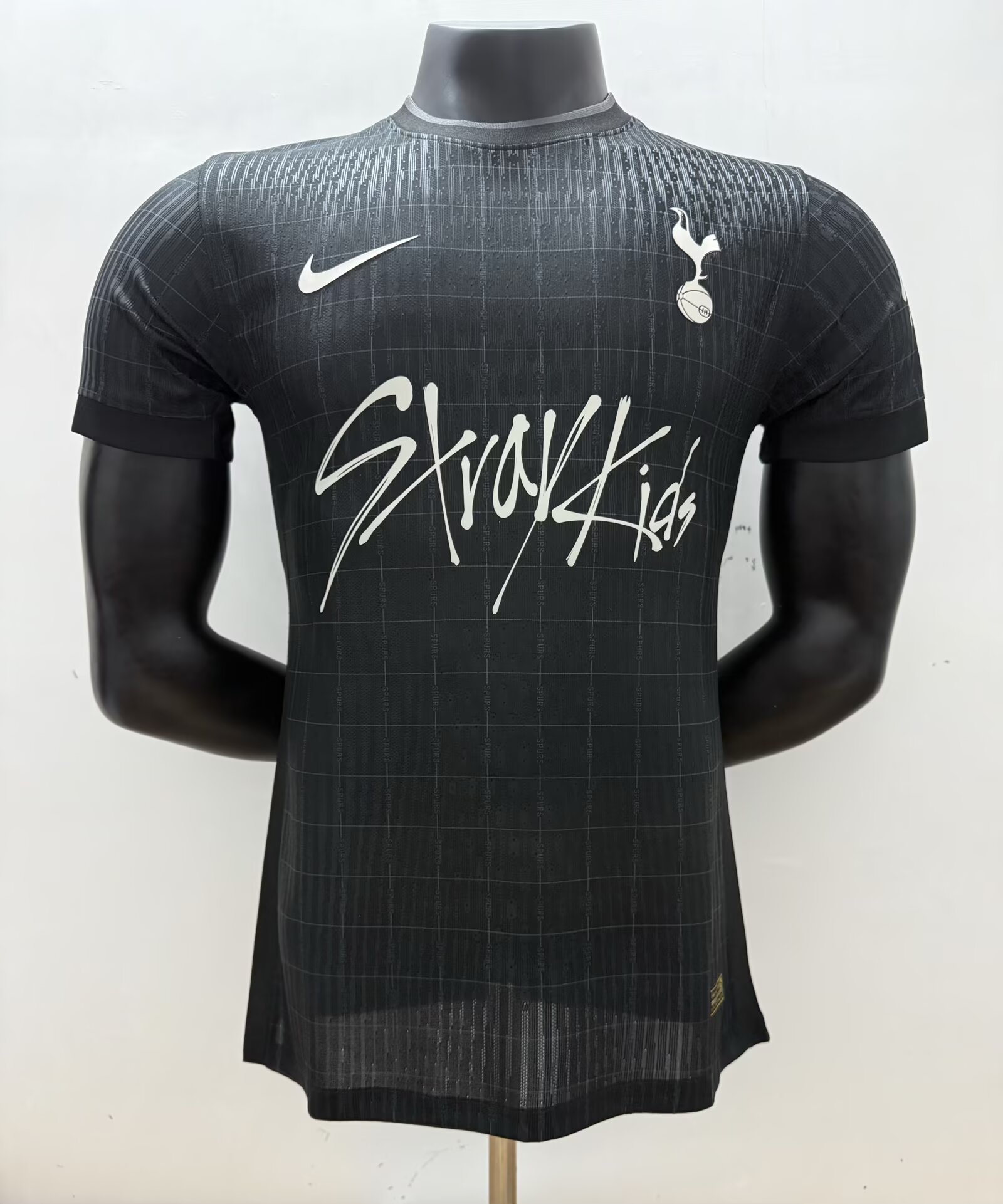 Tottenham Hotspur Authentic Football Jersey THFC x Stray Kids Special Edition Shirt 2025/26 - sinoshirt