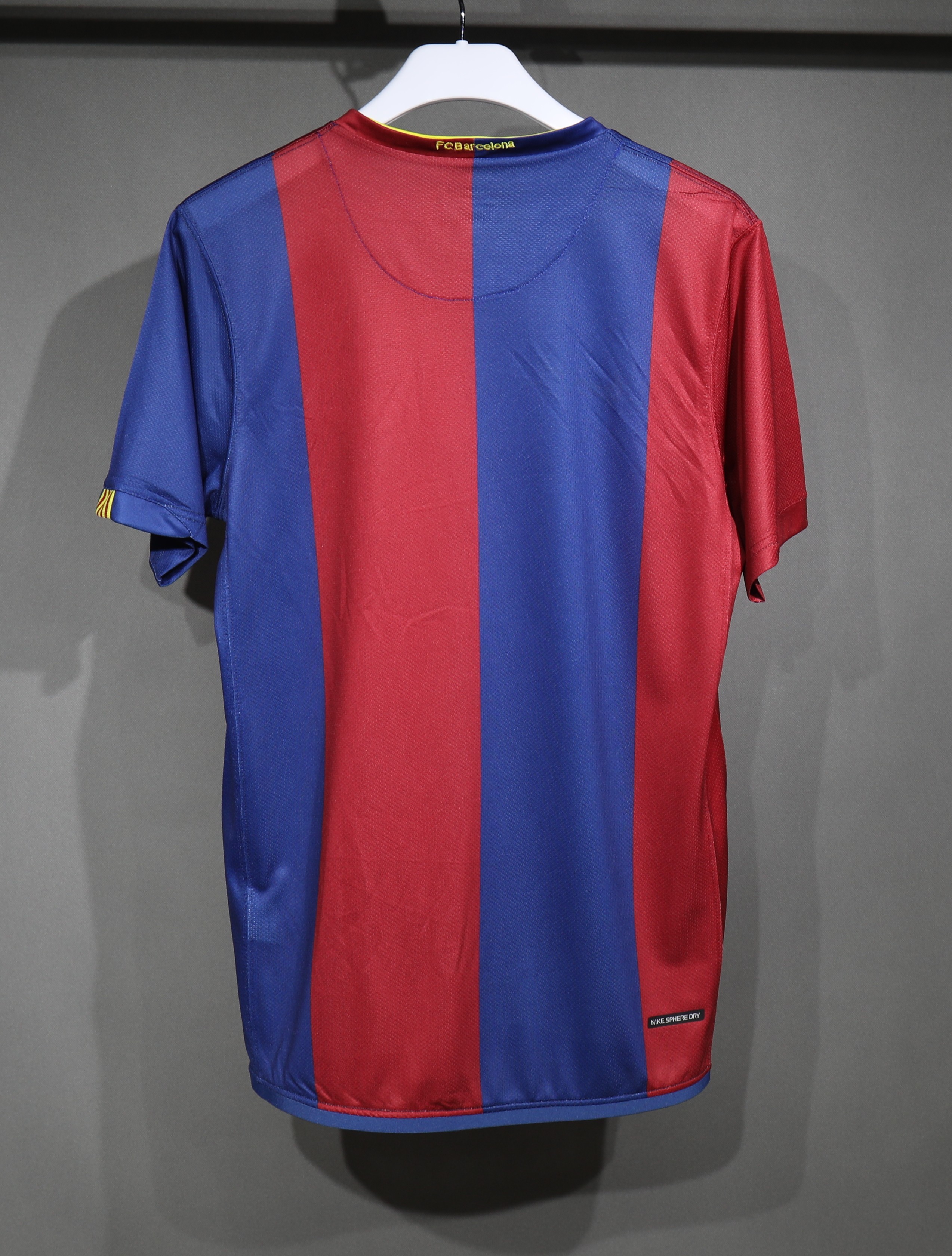 Authentic Barcelona Retro Jersey Home Soccer Shirt 2006-07 - sinoshirt