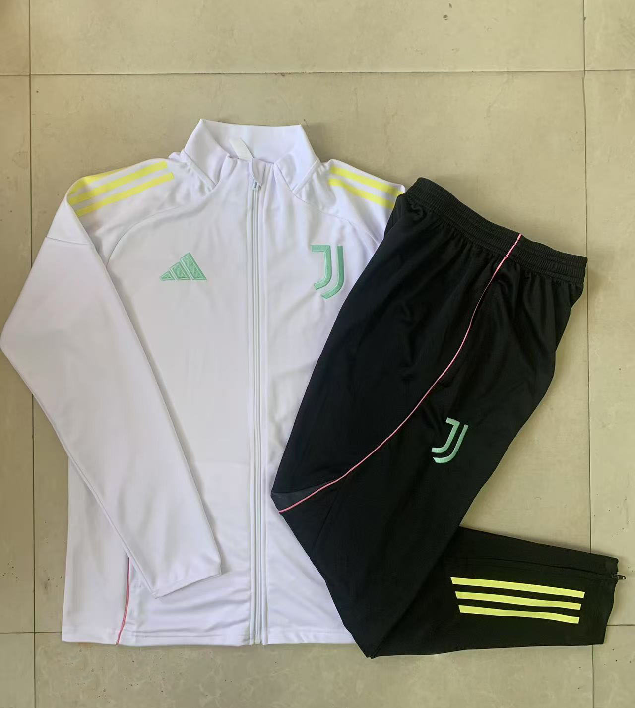 Kids Juventus Training Kit (Jacket+Pants) White 2025/26 - sinoshirt