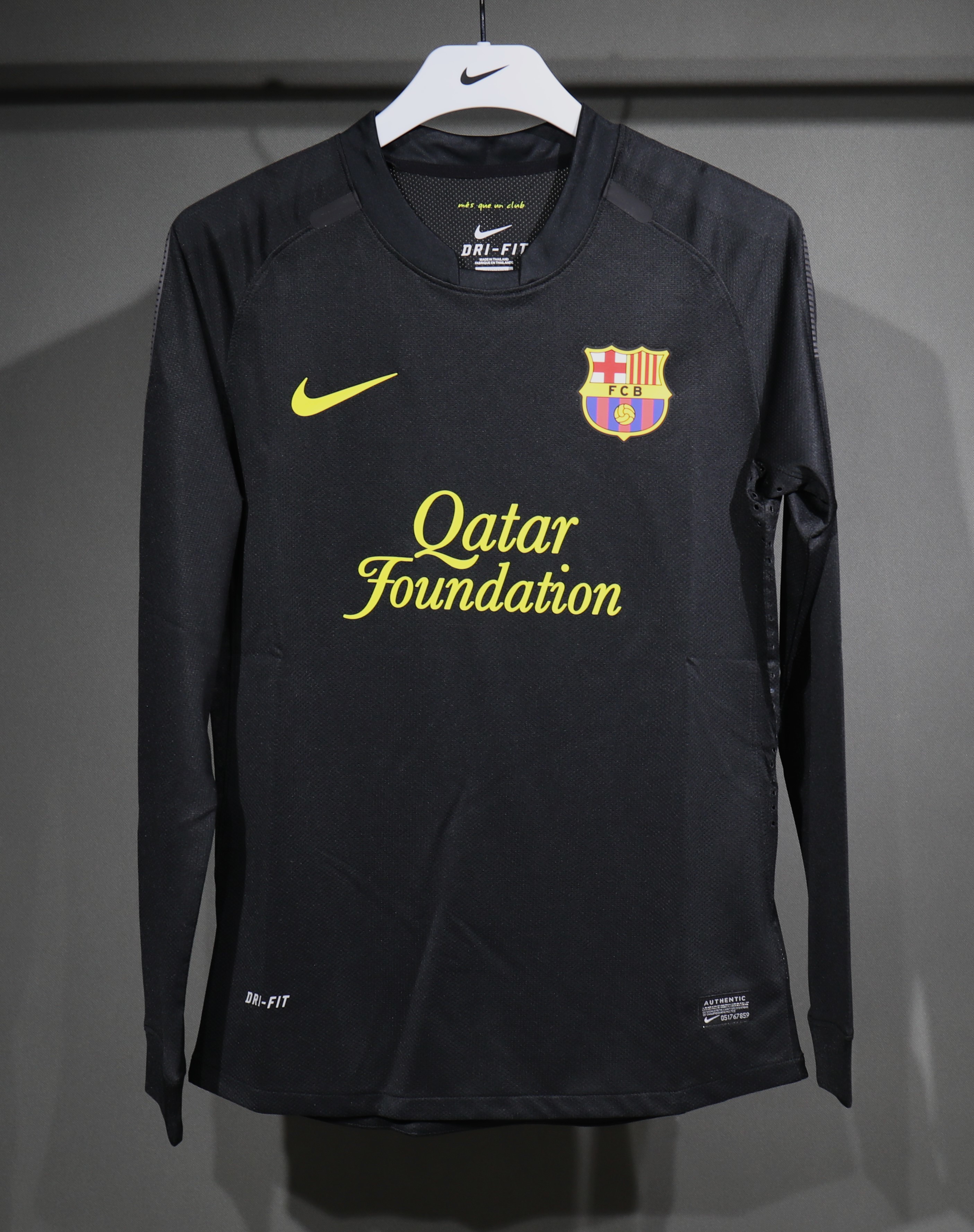 Authentic Barcelona Retro Jersey Away Long Sleeve Soccer Shirt 2011-12 - sinoshirt