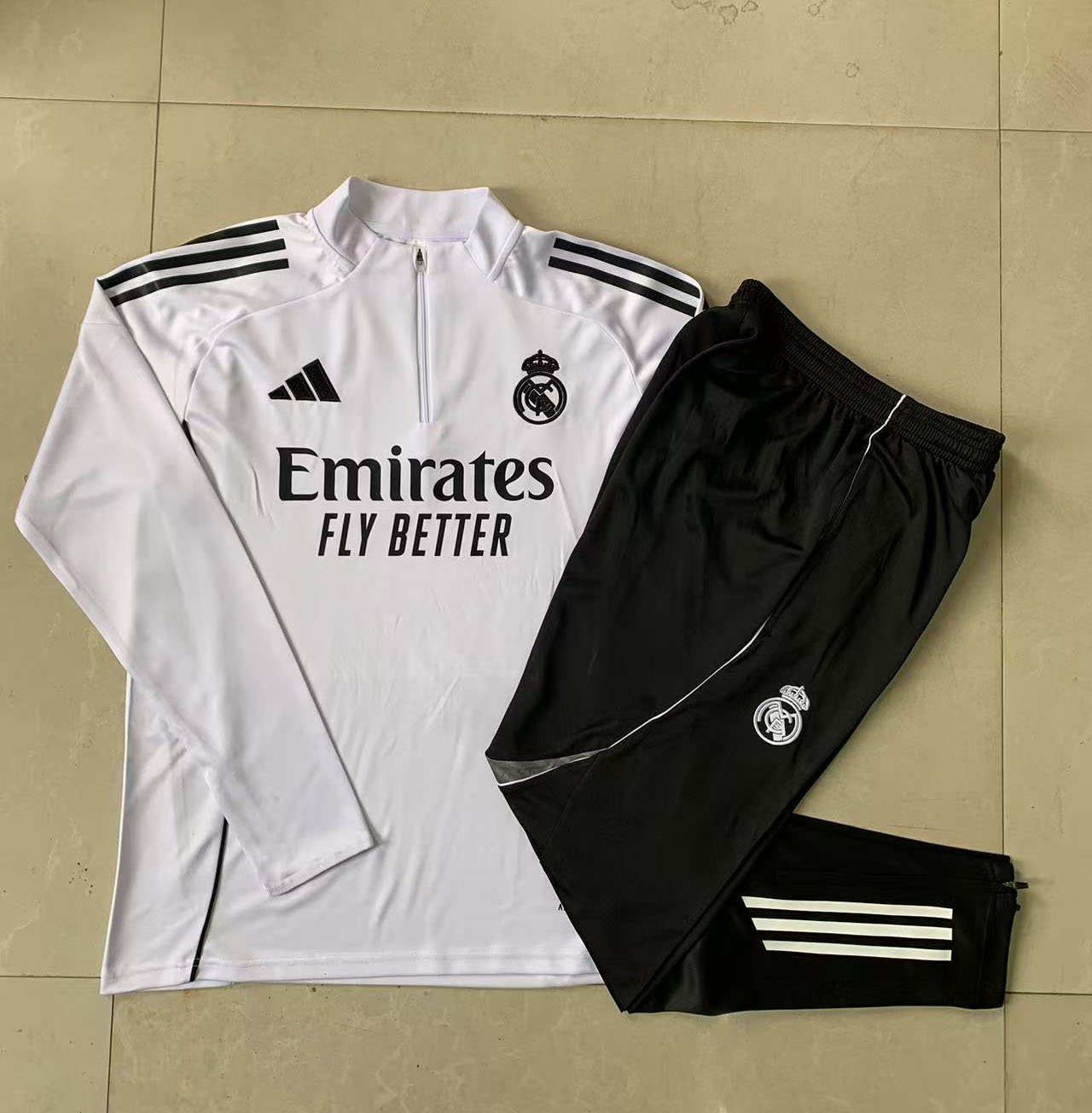 Kids Real Madrid Training Kit (Sweatshirt+Pants) White 2025/26 - sinoshirt