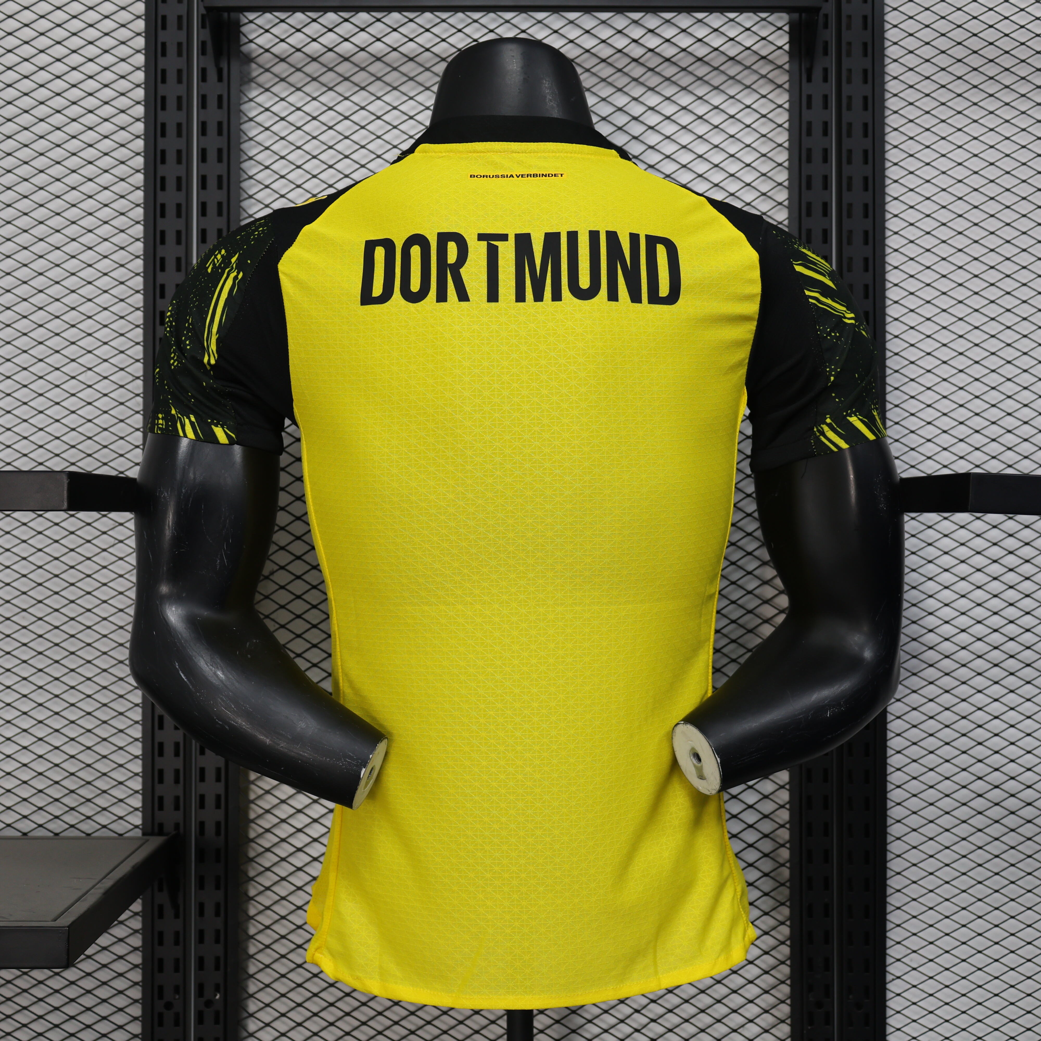 Borussia Dortmund Authentic Home Football Shirt 2025/26 - sinoshirt