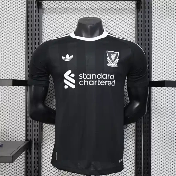 Liverpool Authentic Football Jersey Black Goalkeeper Shirt 2025/26 - sinoshirt
