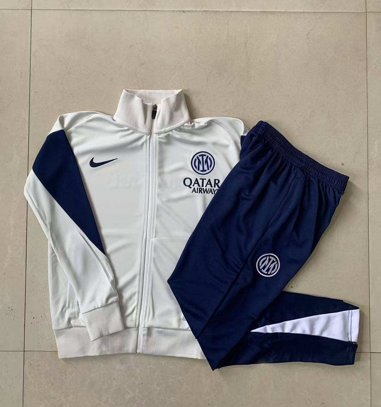 Inter Milan Training Kit (Jacket+Pants) Off-White 2025/26 - sinoshirt