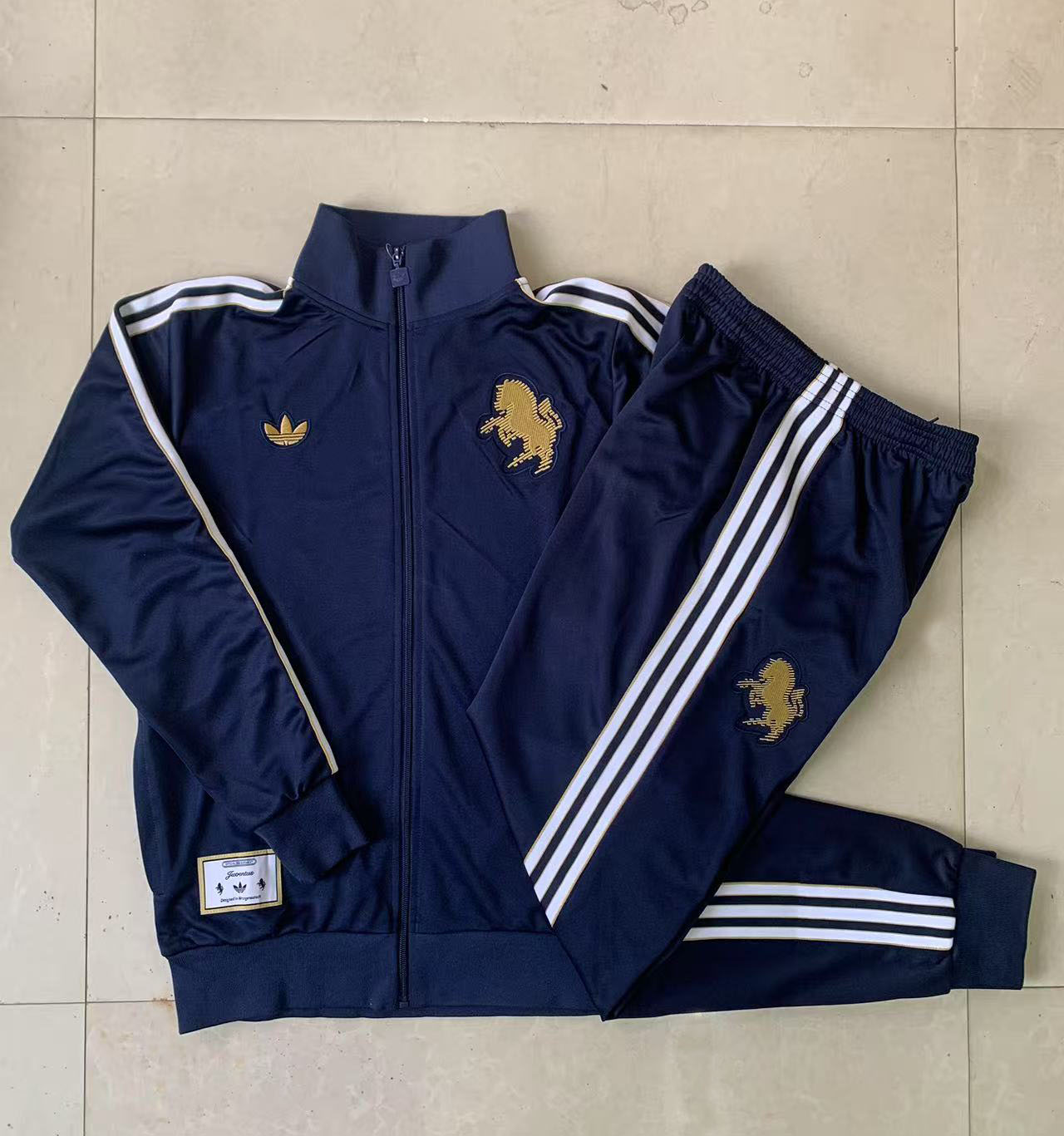 Kids Juventus Training Kit (Jacket+Pants) Cyan 2025/26 - sinoshirt