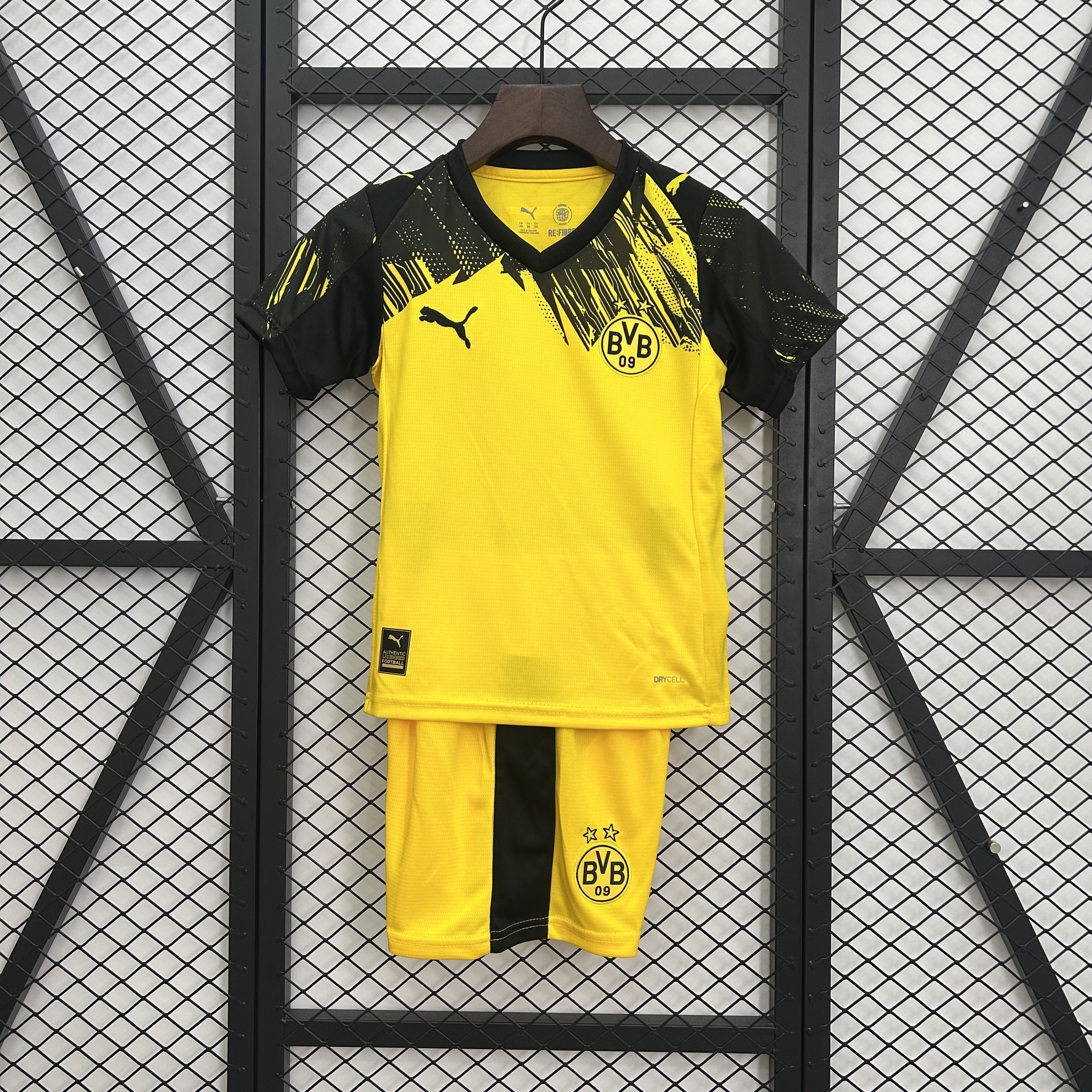 Borussia Dortmund Home Kids Kit Jersey+Shorts 2025/26 - sinoshirt