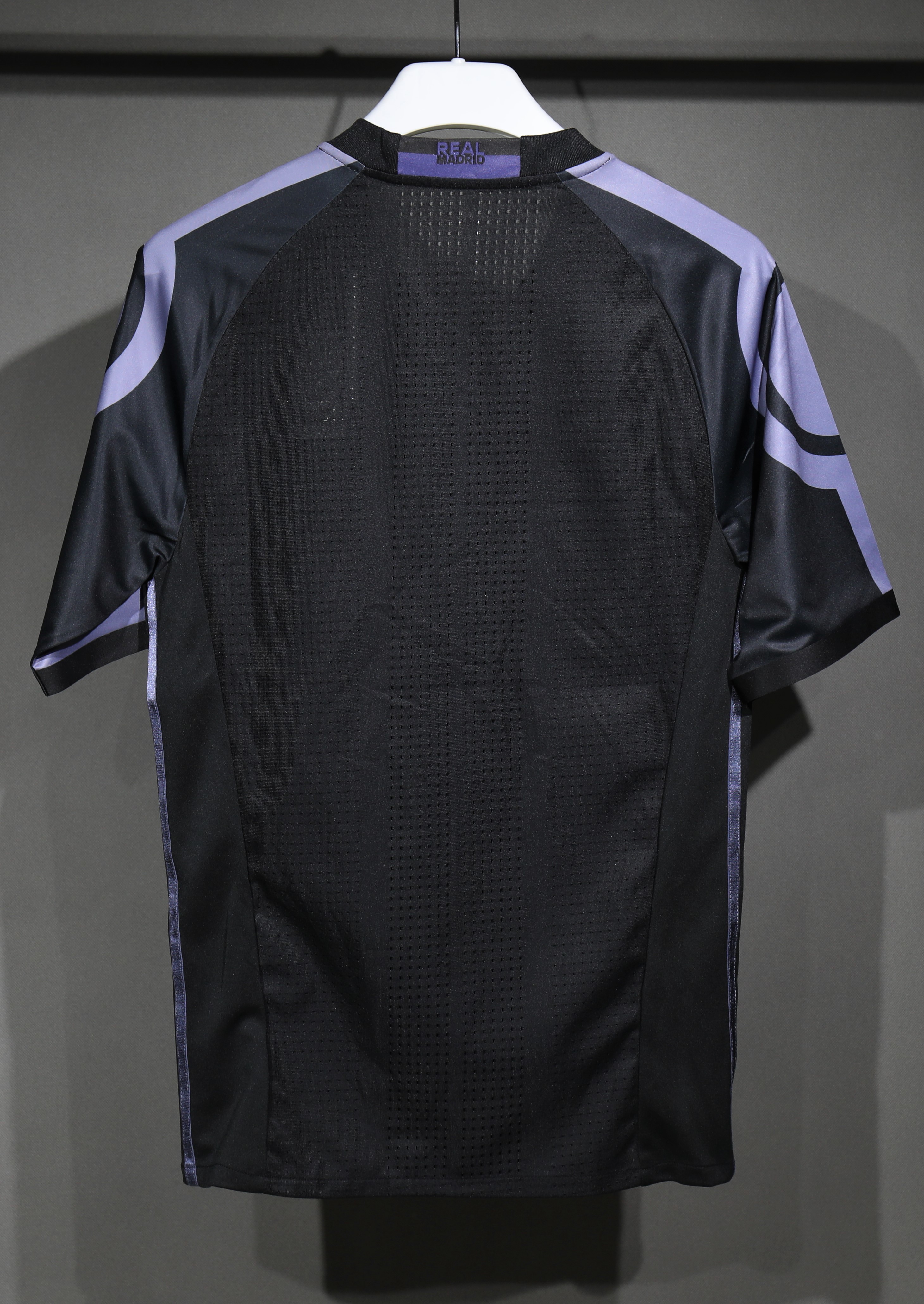 Real Madrid Authentic Retro Jersey Third Away Soccer Shirt 2016/17 - sinoshirt
