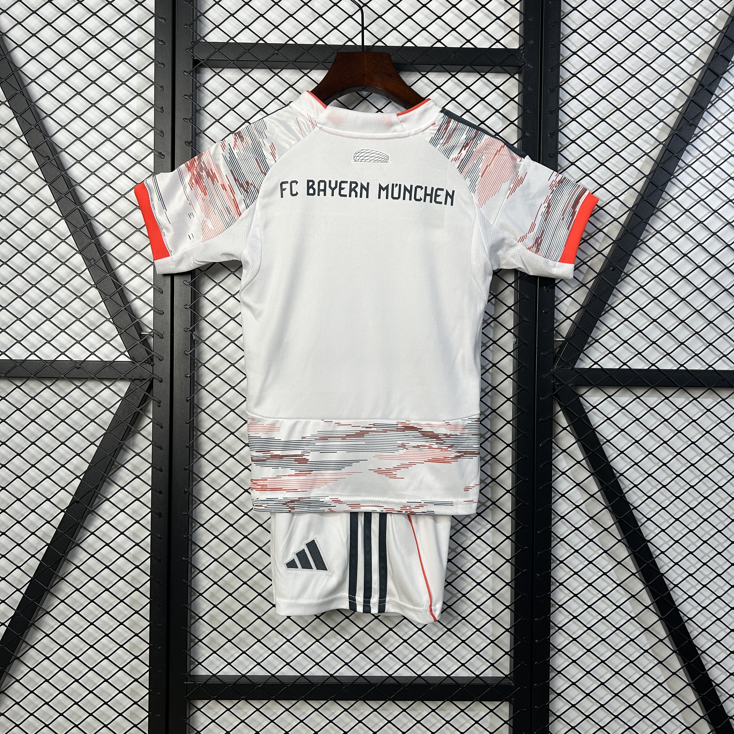 Bayern Munich Away Kids Kit Jerseys+Shorts 2025/26 - sinoshirt