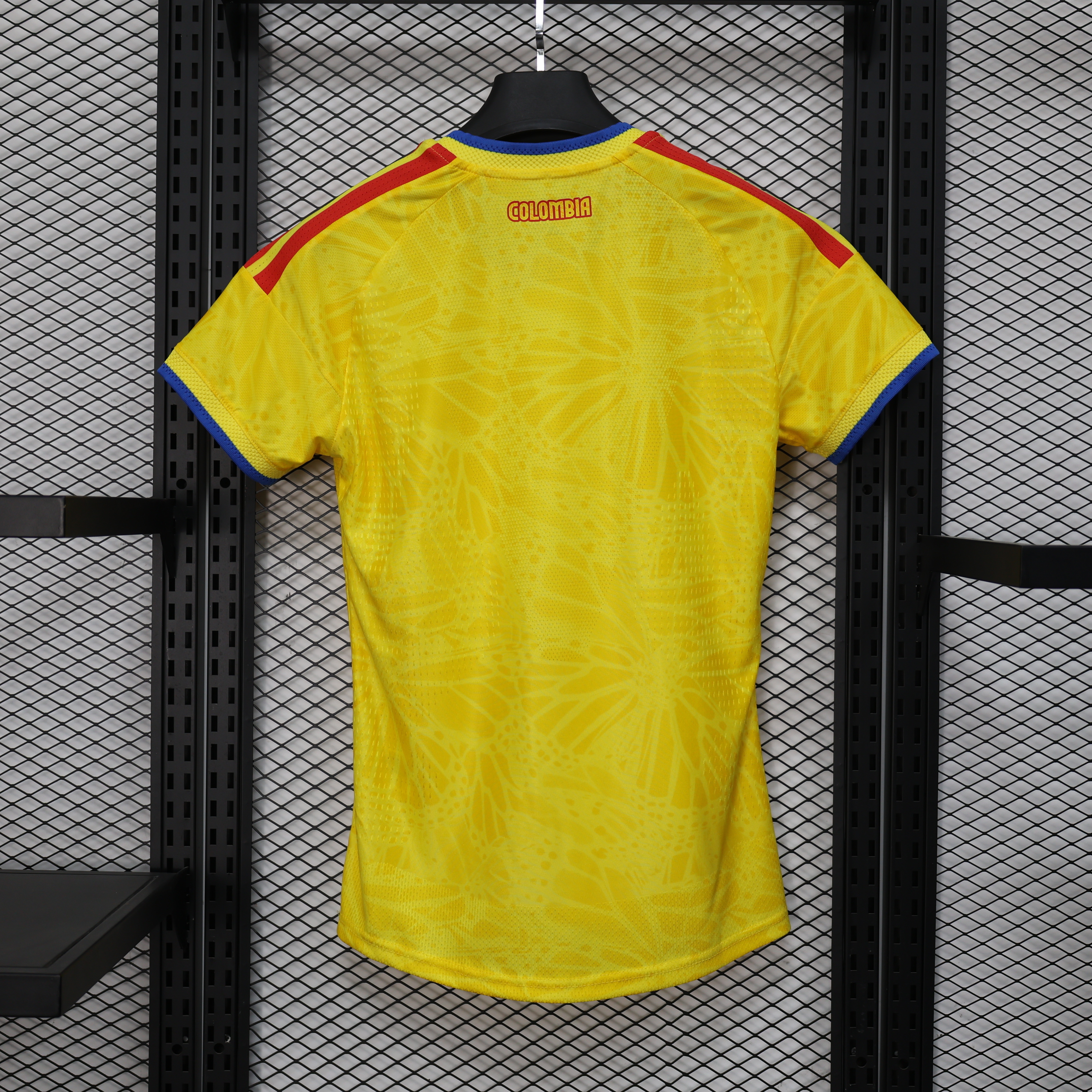 Colombia Authentic Soccer Jersey Women's Home Shirt World Cup 2026 - Player Version - sinoshirt