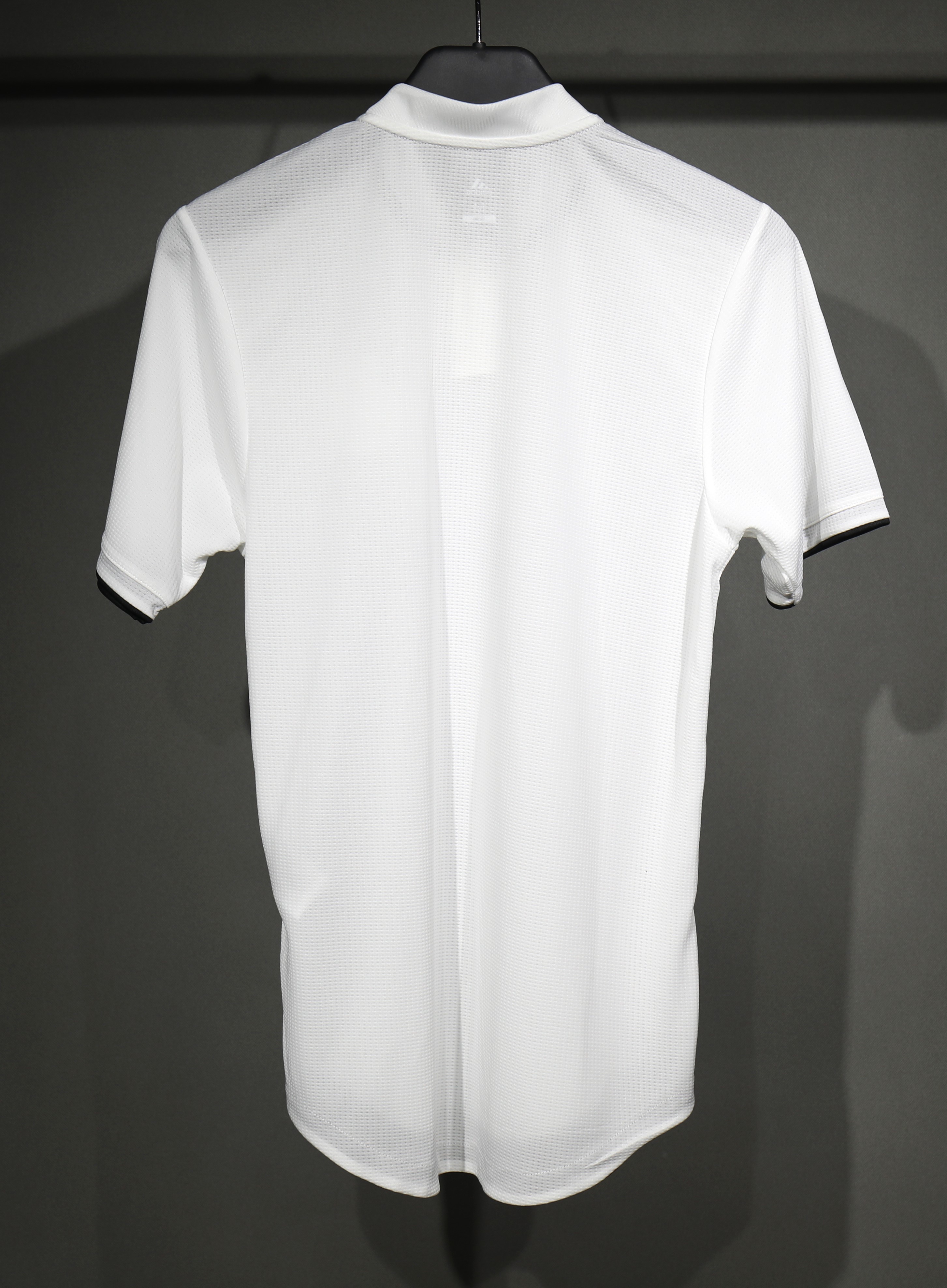 Real Madrid Authentic Retro Jersey Home Soccer Shirt 2018/19 - sinoshirt