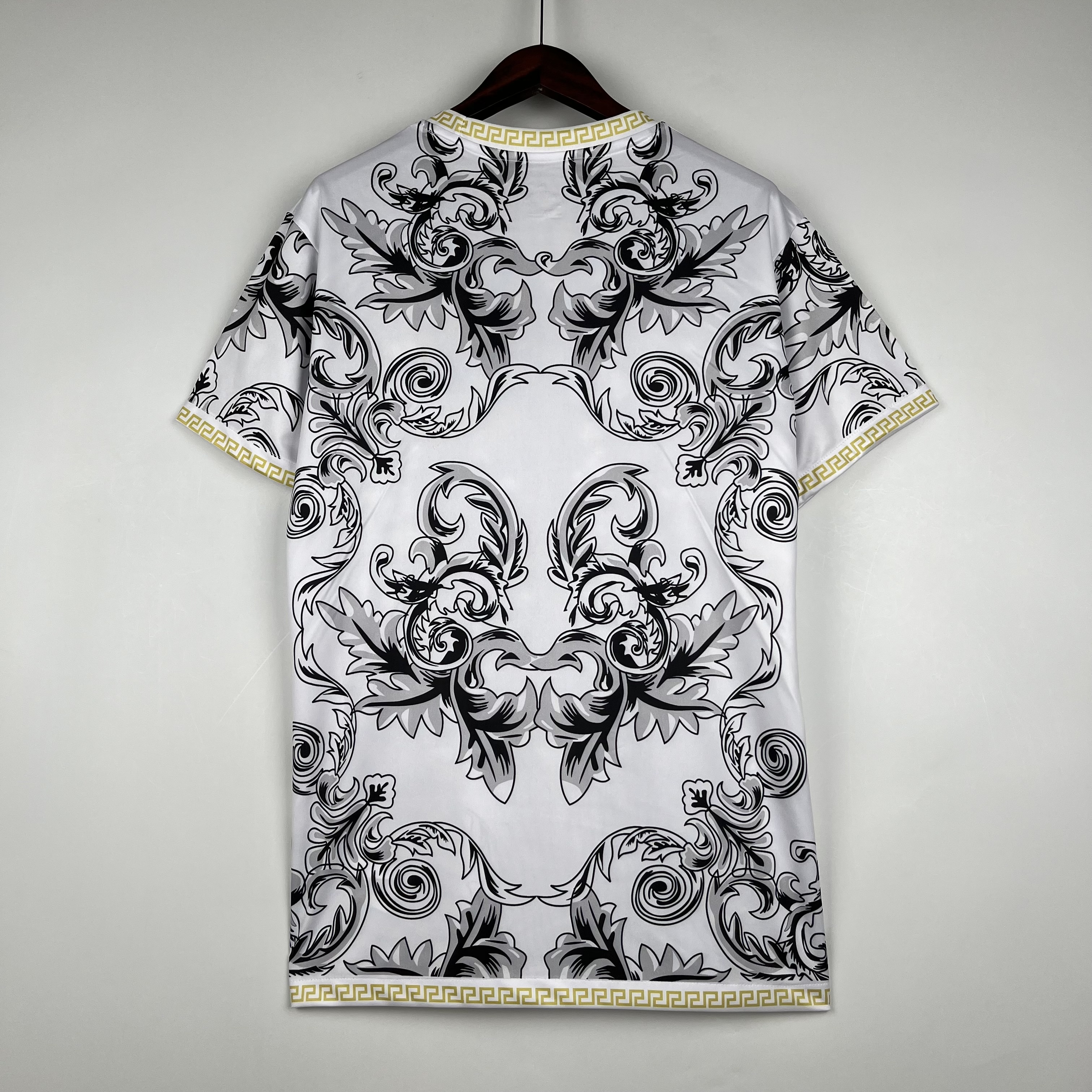 Italy Soccer Jersey x Versace White Special Edition Custom Shirt 2024 - sinoshirt