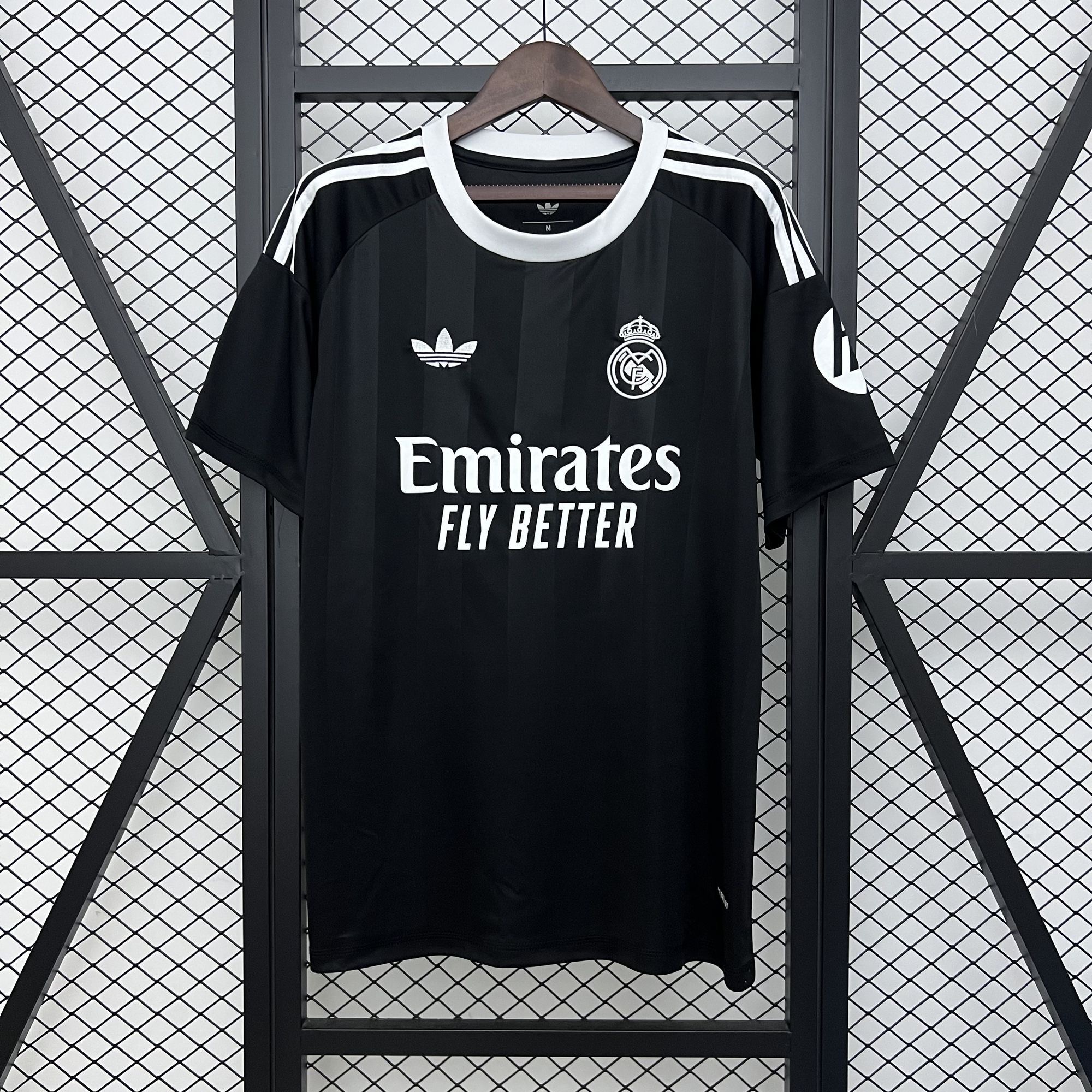 Real Madrid Football Jersey Black Goalkeeper Custom Shirt 2025/26 - sinoshirt