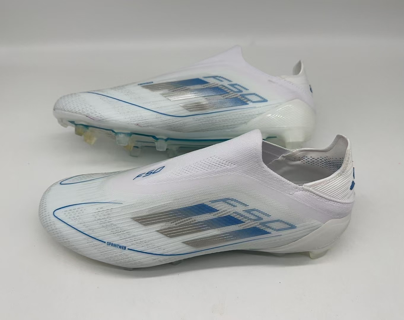 A F50 Elite FG Polar Victory - Footwear White/Silver Metallic/Bright Royal - sinoshirt