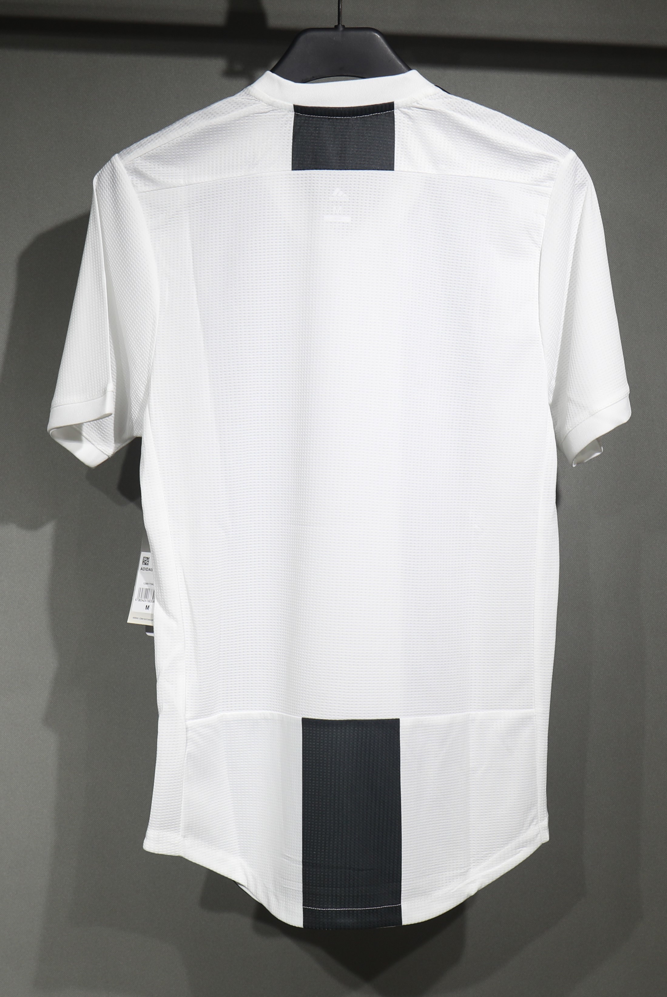 Juventus Retro Authentic Soccer Jersey Home Shirt 2018-19 - sinoshirt