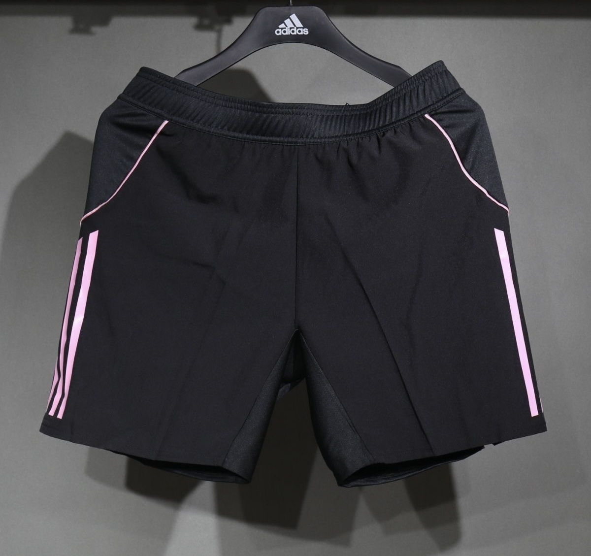 Juventus Authentic Home Shorts 2025/26 - sinoshirt