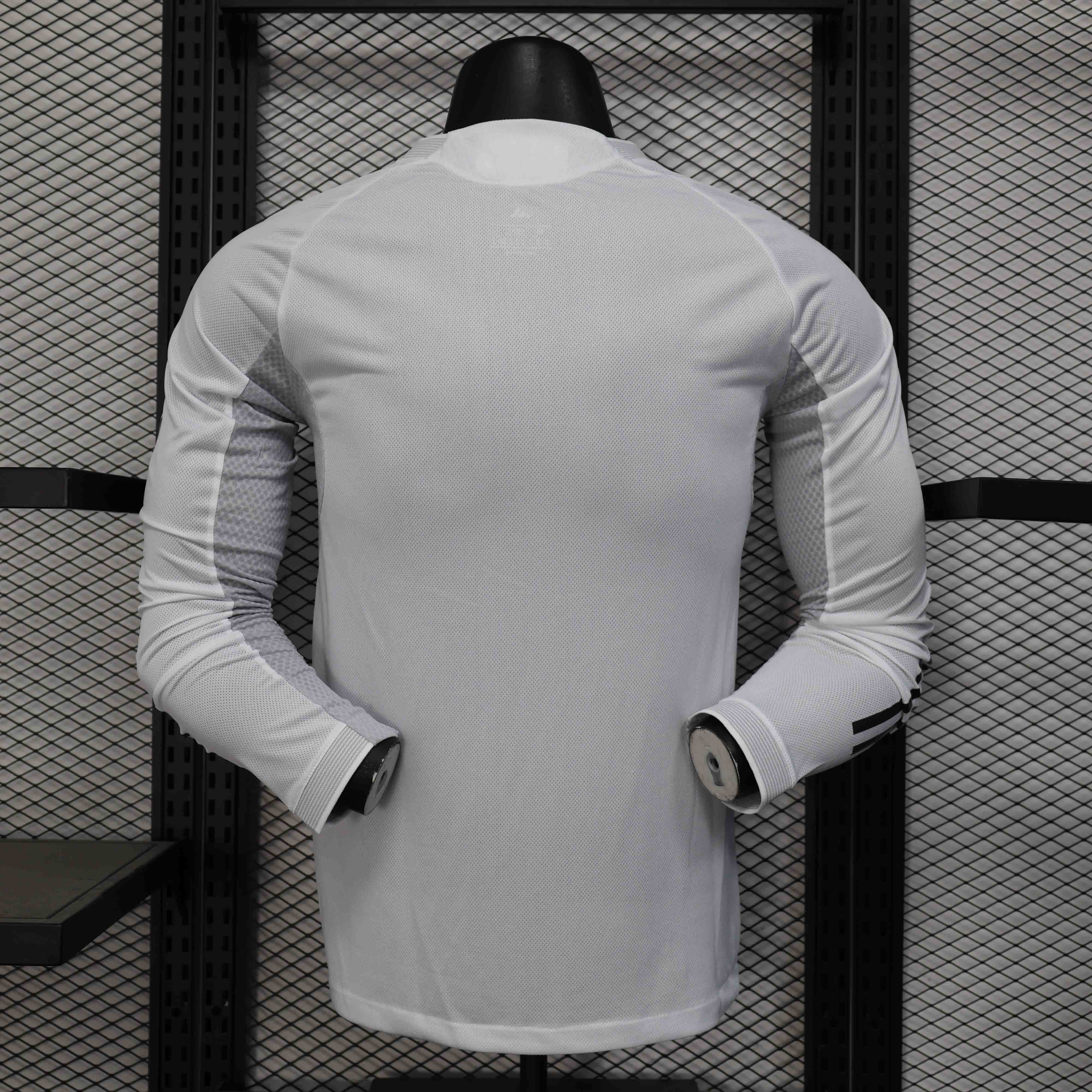 Real Madrid Authentic Soccer Jersey Home Long Sleeve Shirt 2025/26 - sinoshirt