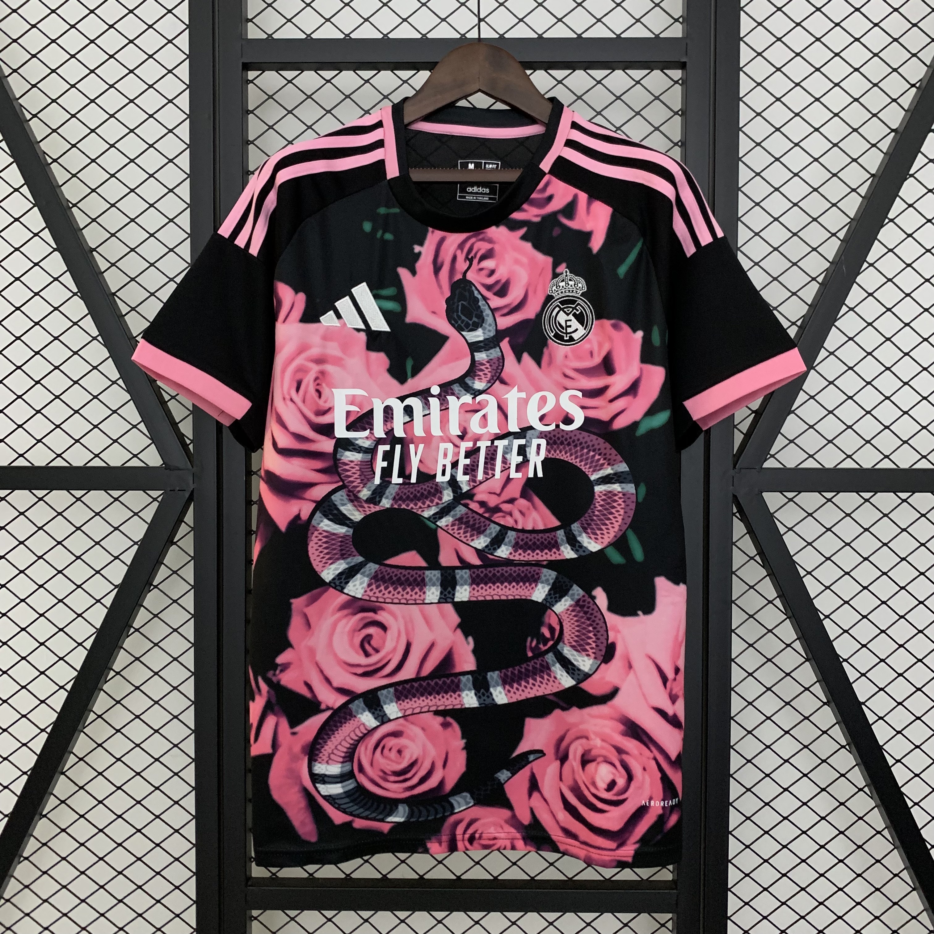 Real Madrid Soccer Jersey Rose & Snake Special Edition Custom Shirt 2025/26 - sinoshirt