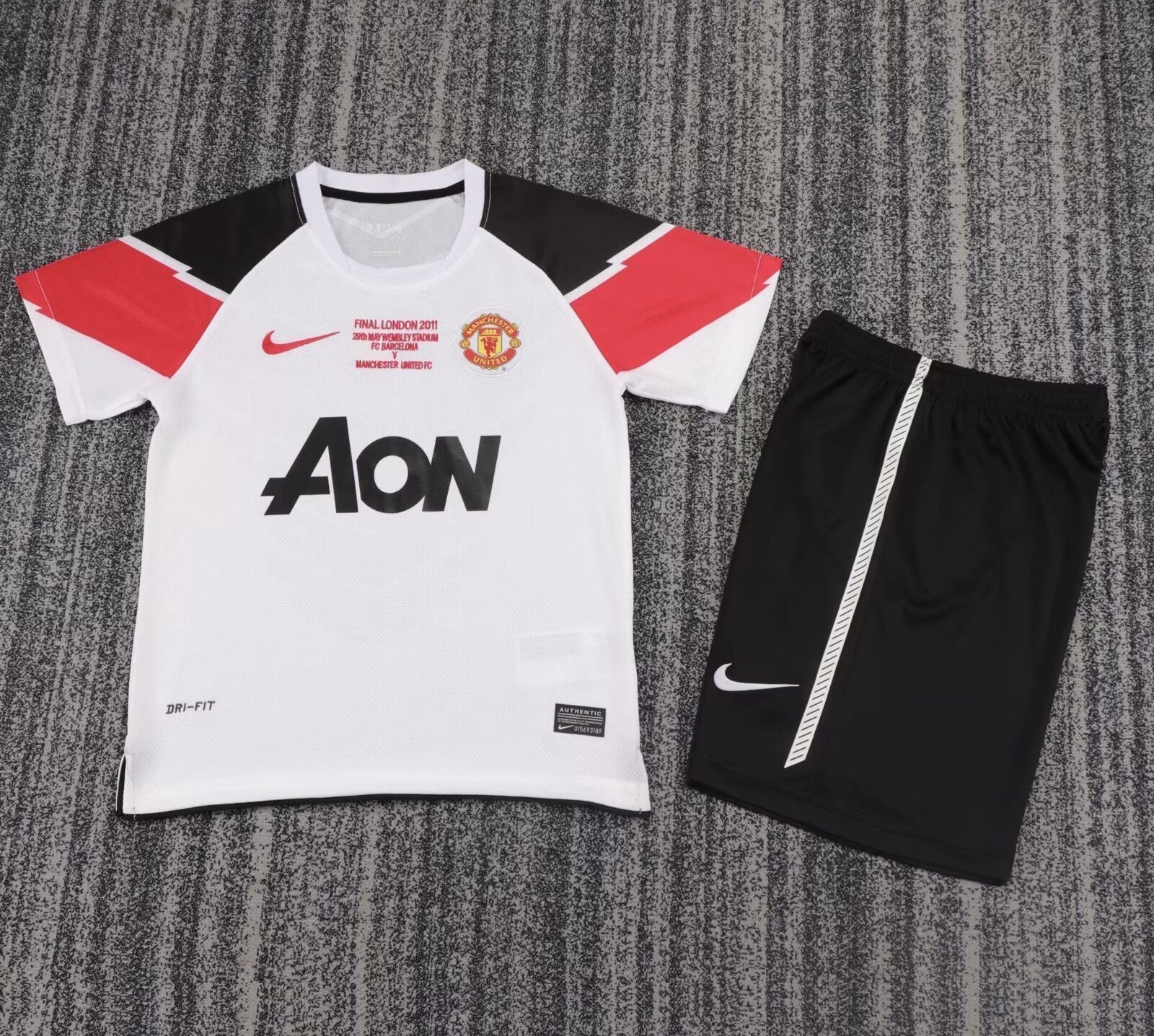 Manchester United Retro Third Away Kids Kit Jersey+Shorts 2010/11 - Champions League Final - sinoshirt