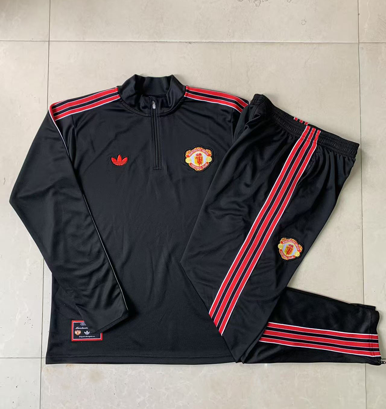 Kids Manchester United Training Kit (Sweatshirt+Pants) Black 2025/26 - sinoshirt