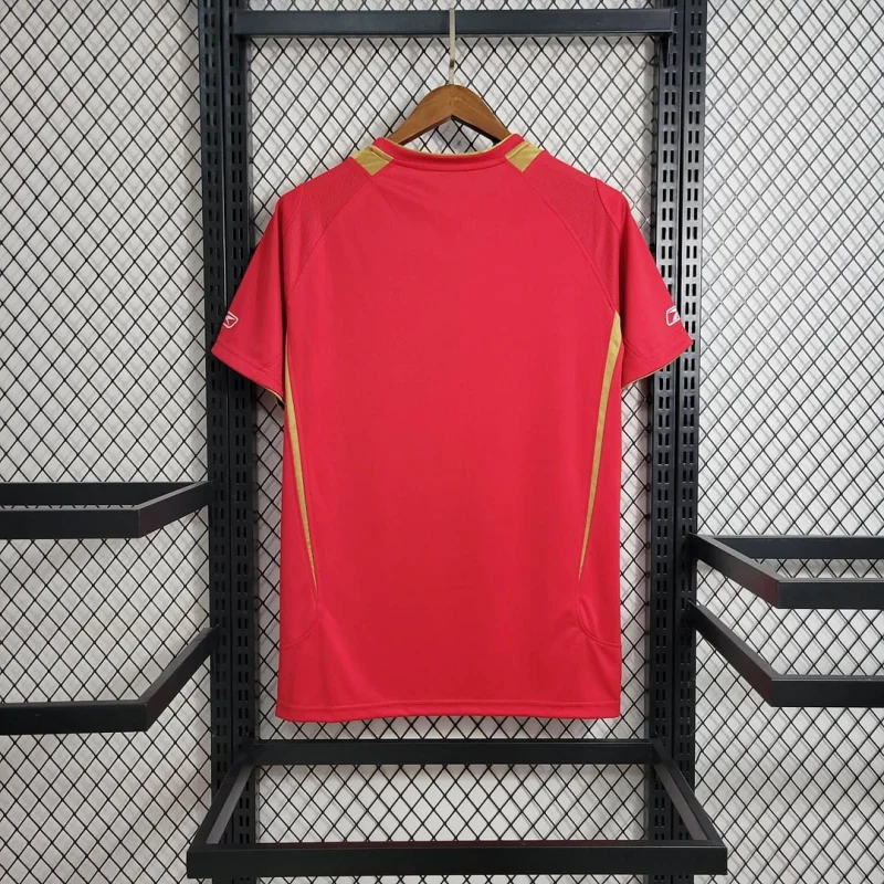Liverpool Retro Football Jersey Home Custom Shirt 2005/06 - sinoshirt