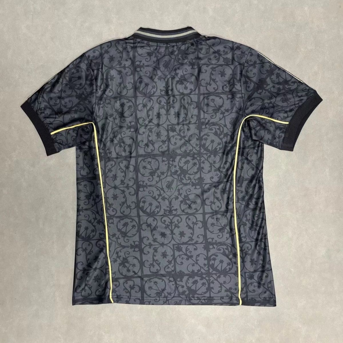 Liverpool Football Jersey Black Gold Special Edition Custom Shirt 2025/26 - sinoshirt