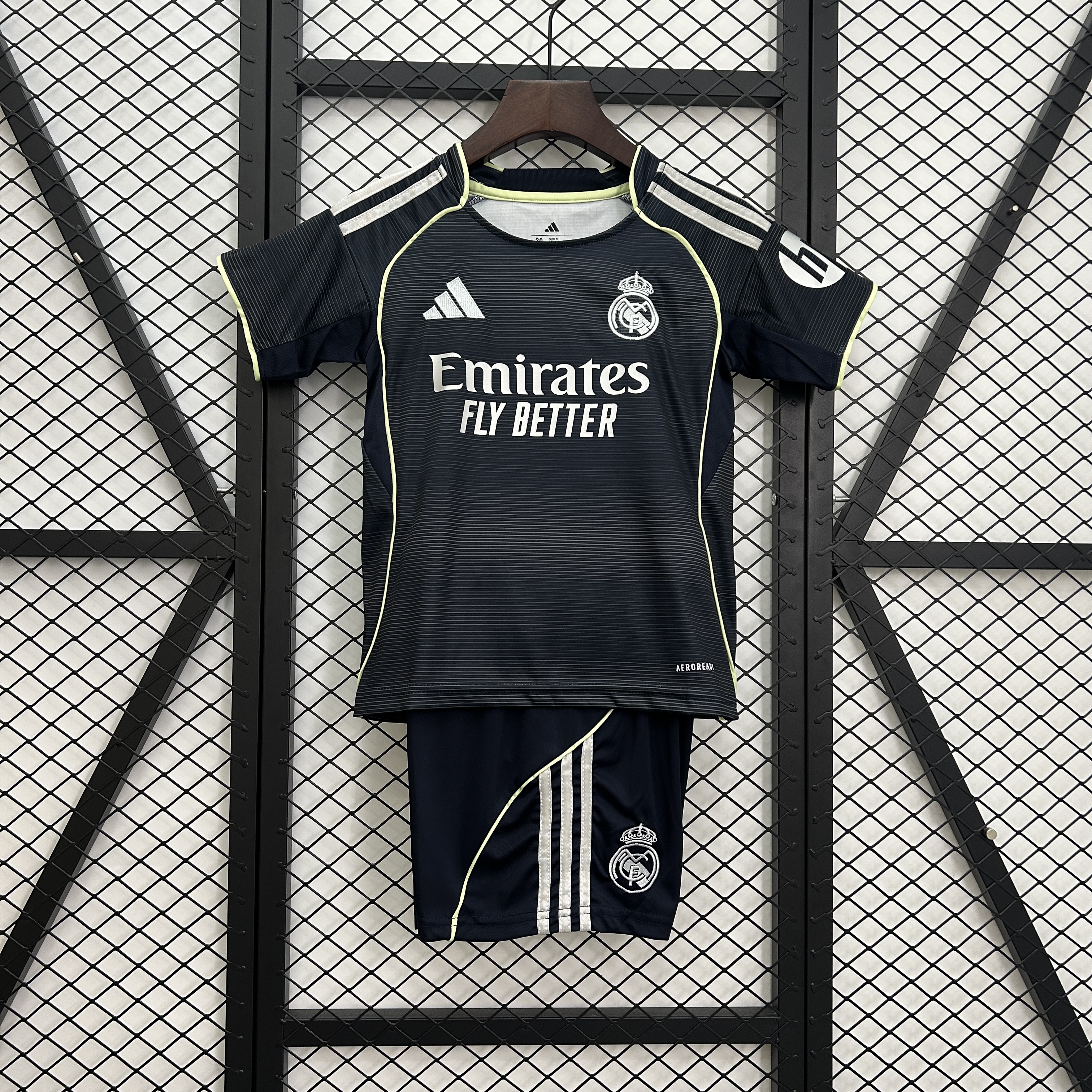 Real Madrid Soccer Jersey Away Kids Kit Jersey+Shorts 2025/26 - sinoshirt