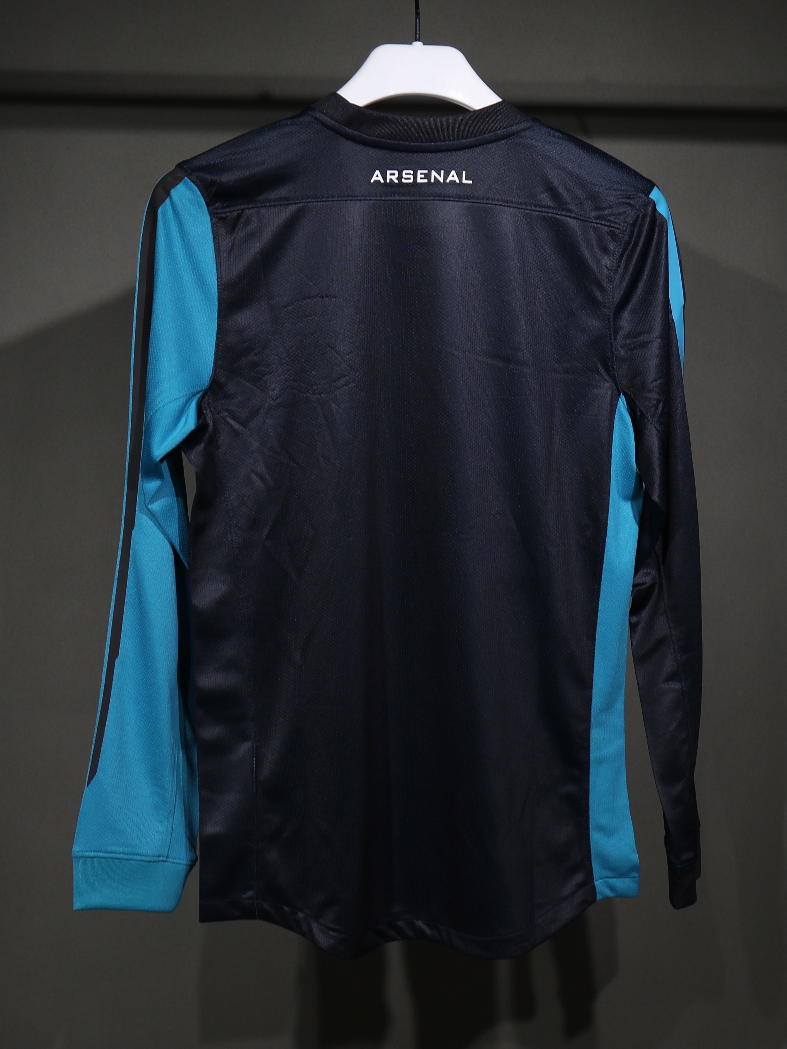 Arsenal Authentic Soccer Retro Jersey Away Long Sleeve Shirt 2011-12 - sinoshirt