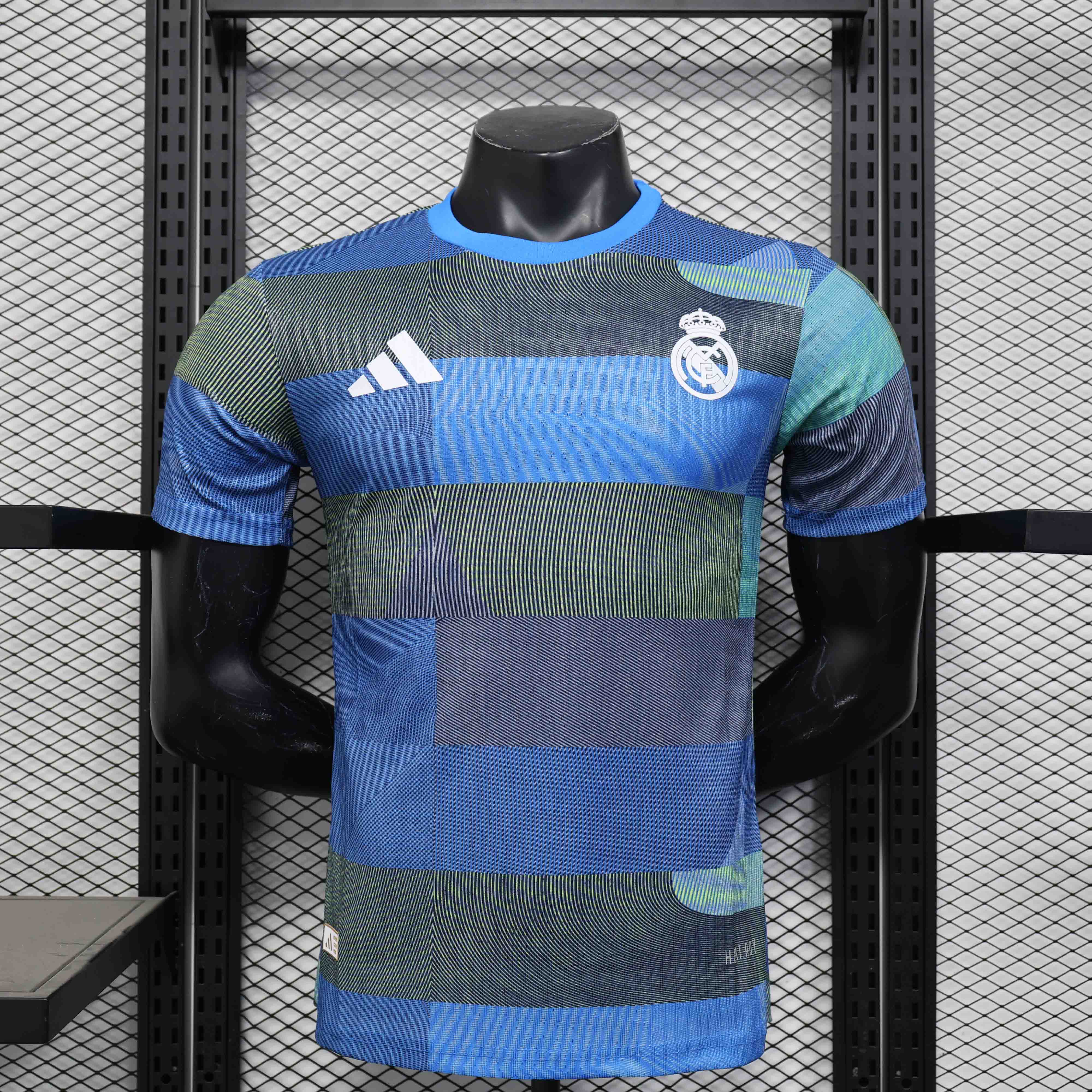 Real Madrid Authentic Soccer Jersey Training Shirt 2025/26 - sinoshirt