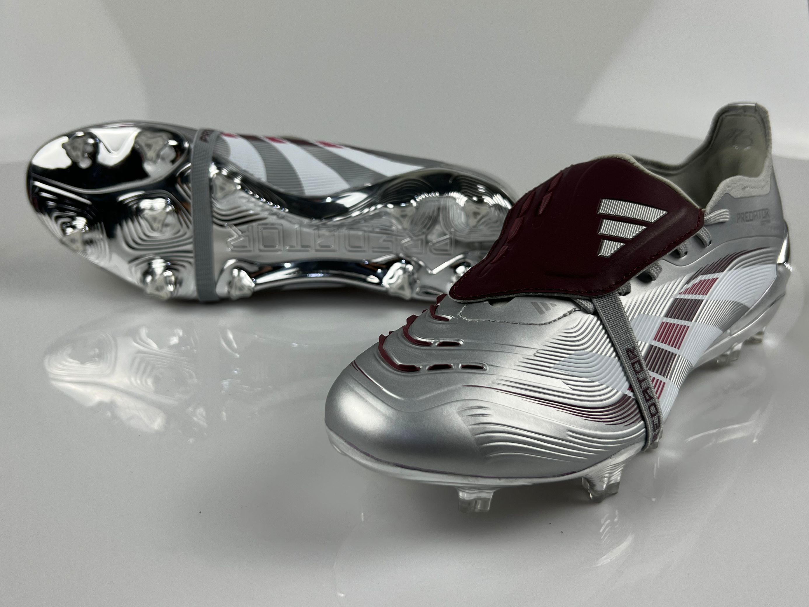 A Predator Elite Fold-over Tongue FG Jude Bellingham Chrome Dream - Silver Metallic/Legacy Burgundy/Maroon LIMITED EDITION - sinoshirt
