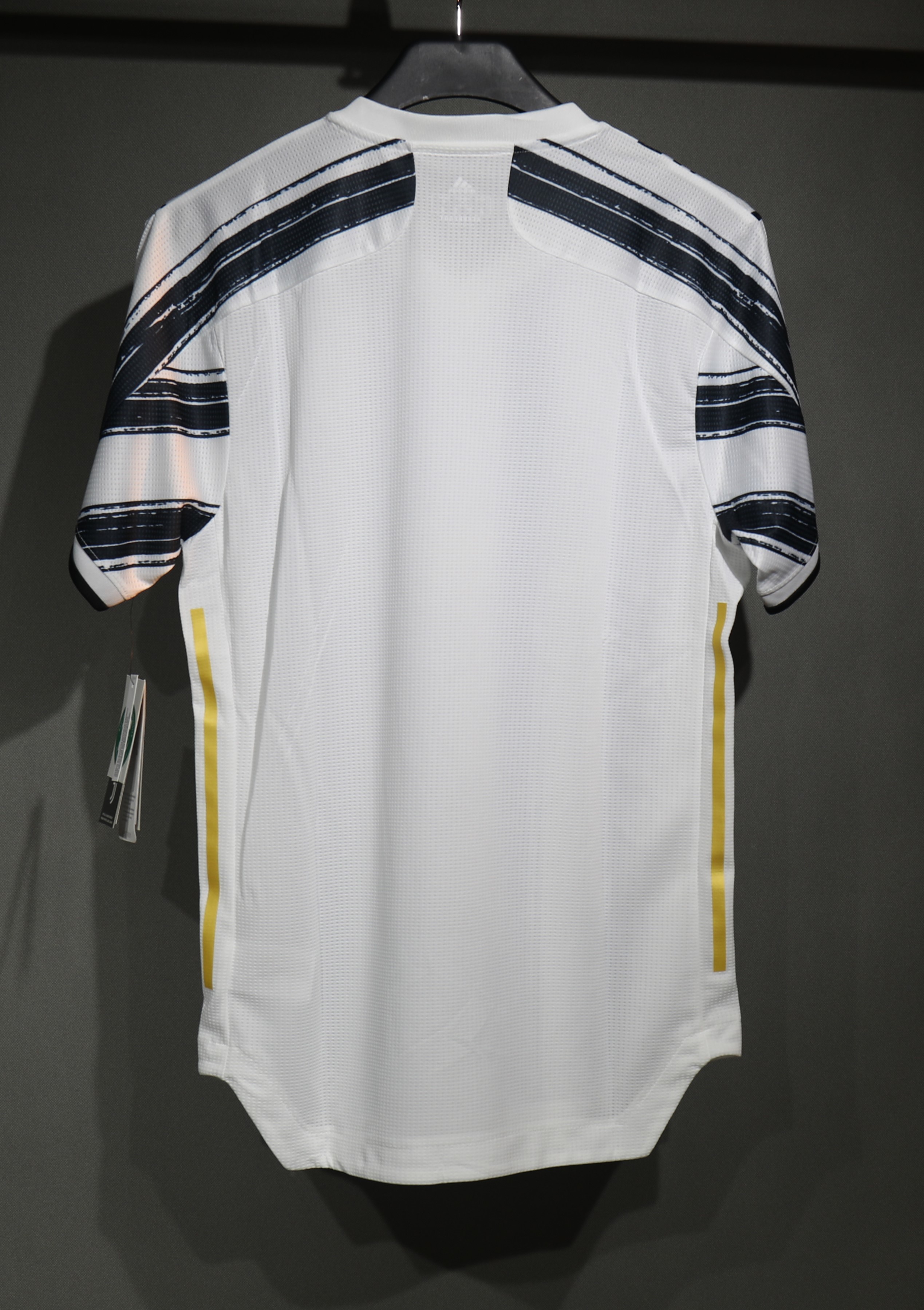 Juventus Retro Authentic Soccer Jersey Home Shirt 2020-21 - sinoshirt