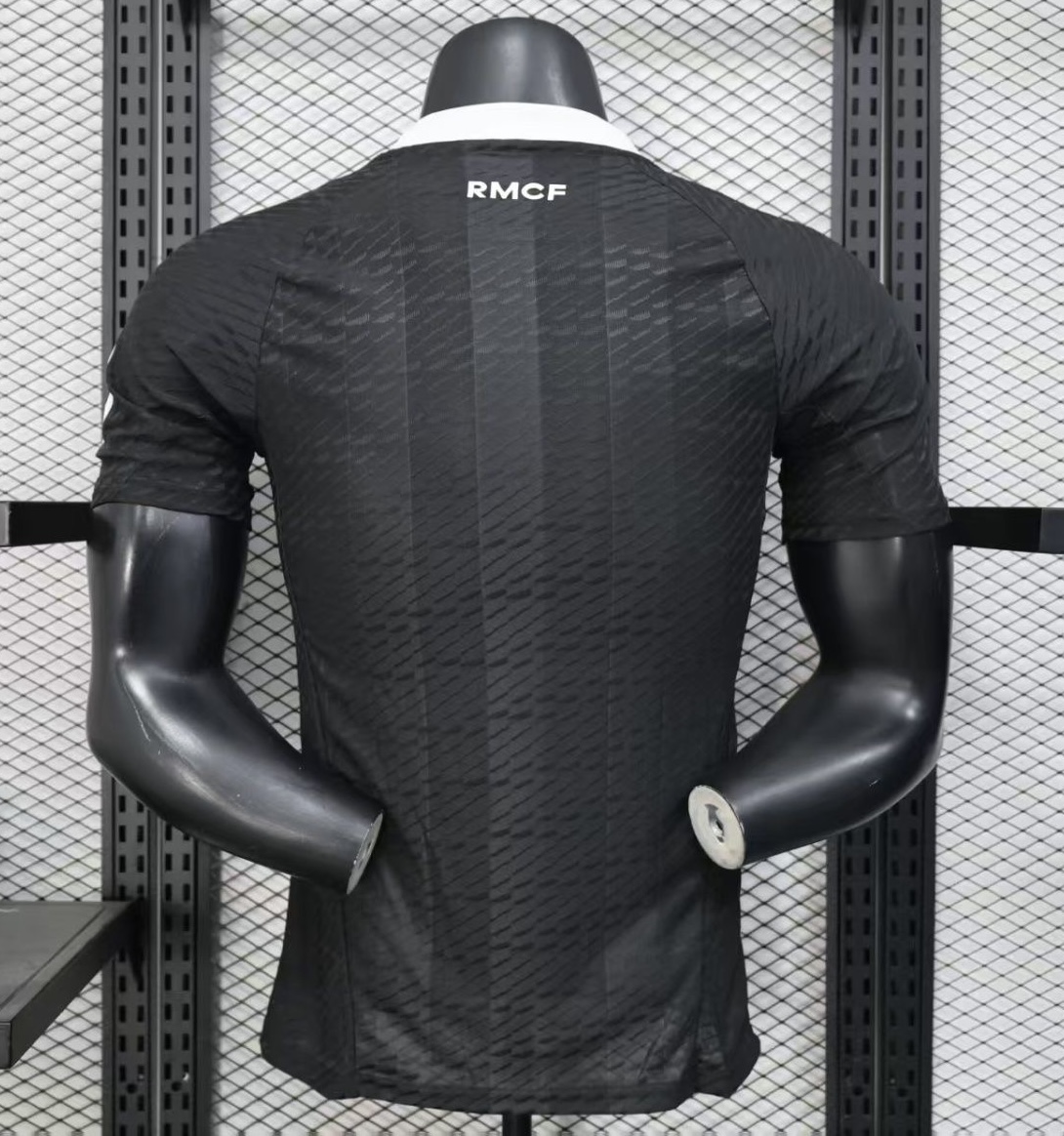 Real Madrid Authentic Soccer Jersey Black Goalkeeper Shirt 2025/26 - sinoshirt