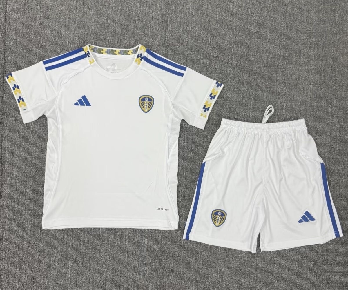 Leeds United Football Jersey Home Kids Kit Jersey+Shorts 2025/26 - Without Sponsor - sinoshirt