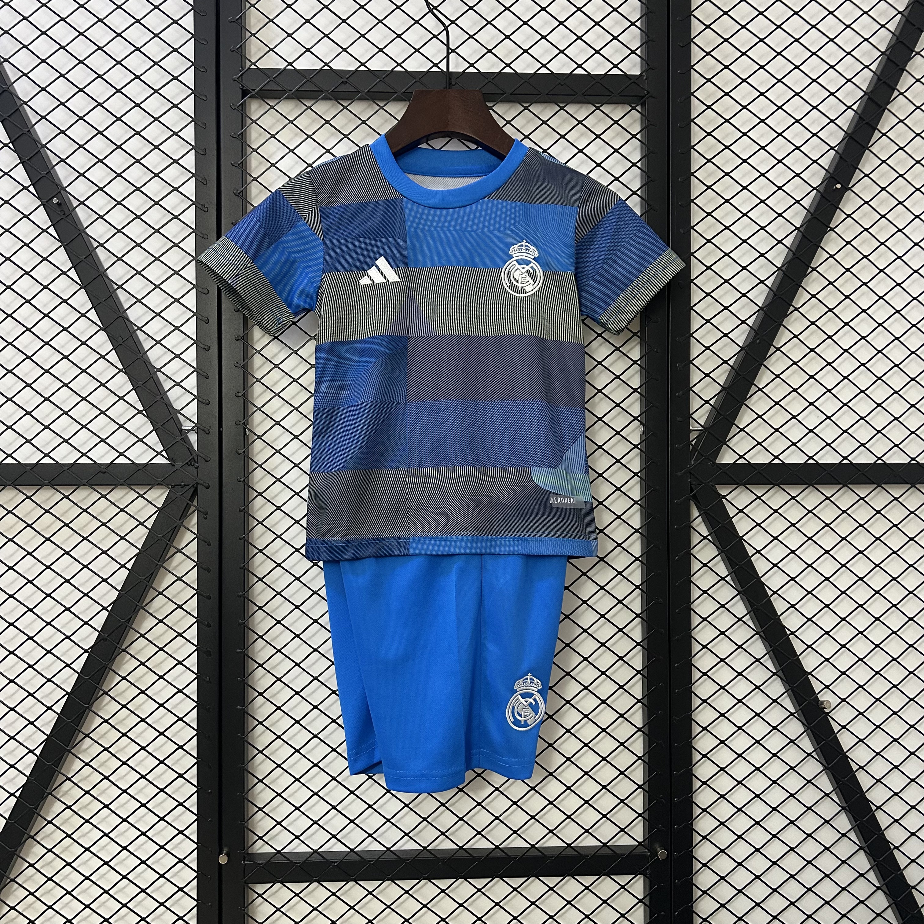 Real Madrid Soccer Jersey Training Kids Kit Jersey+Shorts 2025/26 - sinoshirt