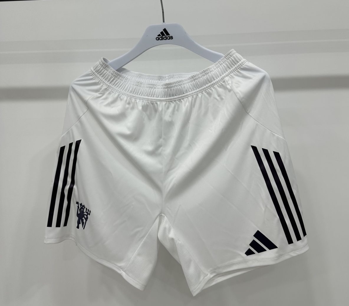 Manchester United Authentic Away Shorts 2025/26 - sinoshirt