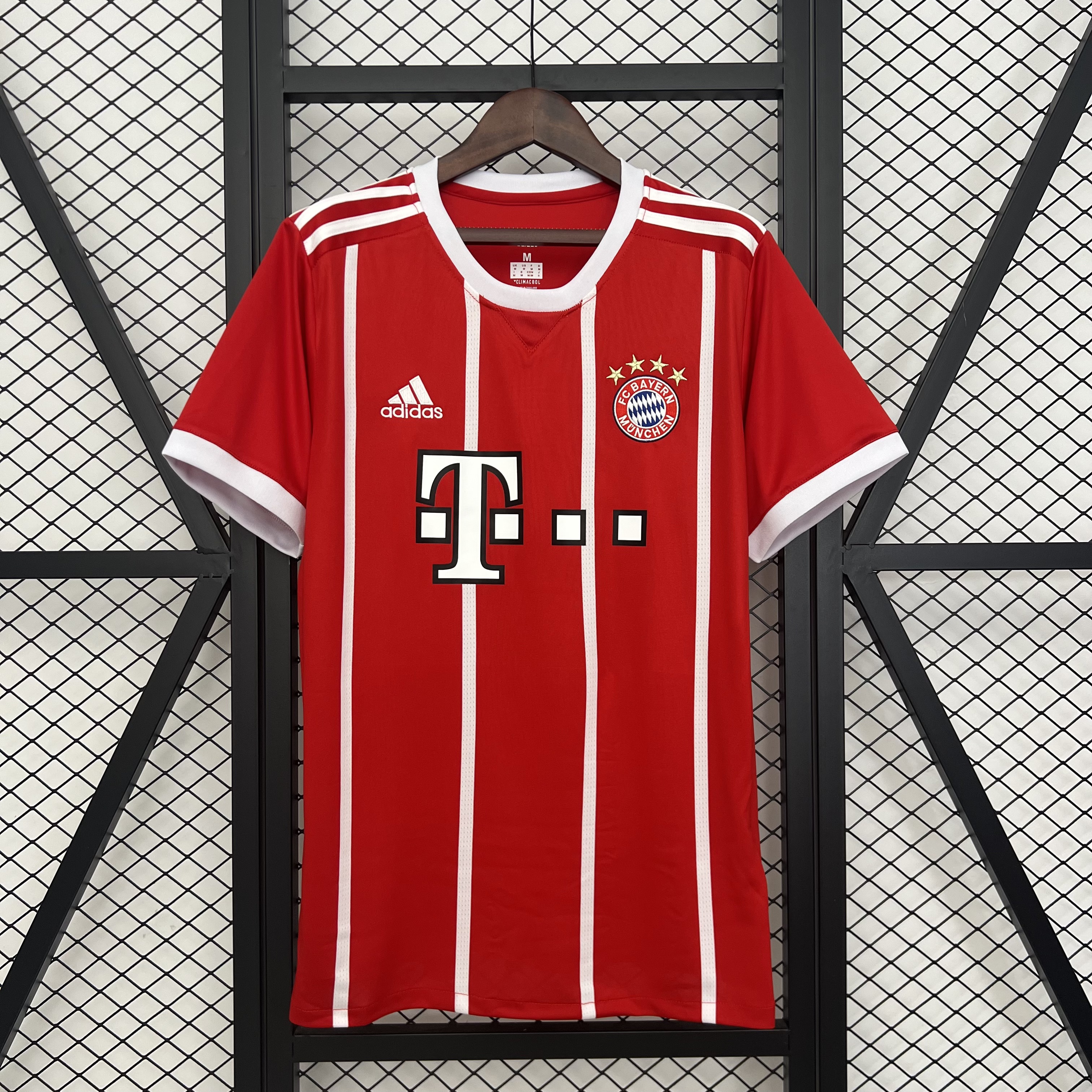Bayern Munich Retro Jersey Home Soccer Shirt 2017-2018 - sinoshirt