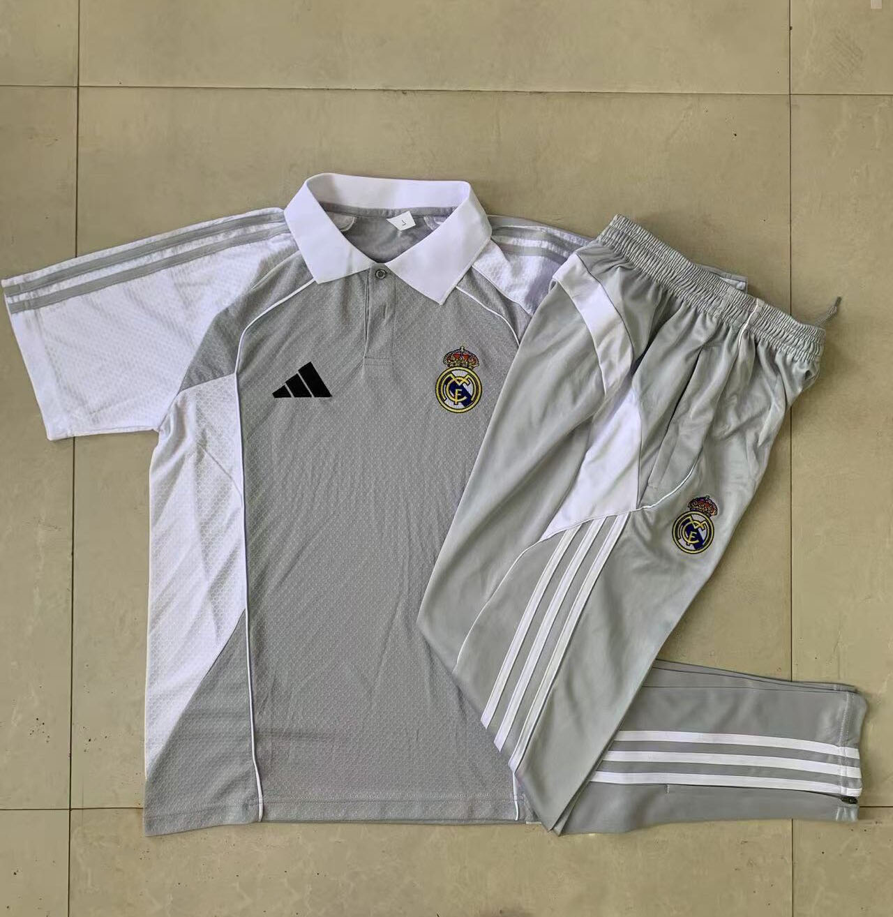 Real Madrid Training Kit (Polo+Pants) Off-White 2025/26 - sinoshirt