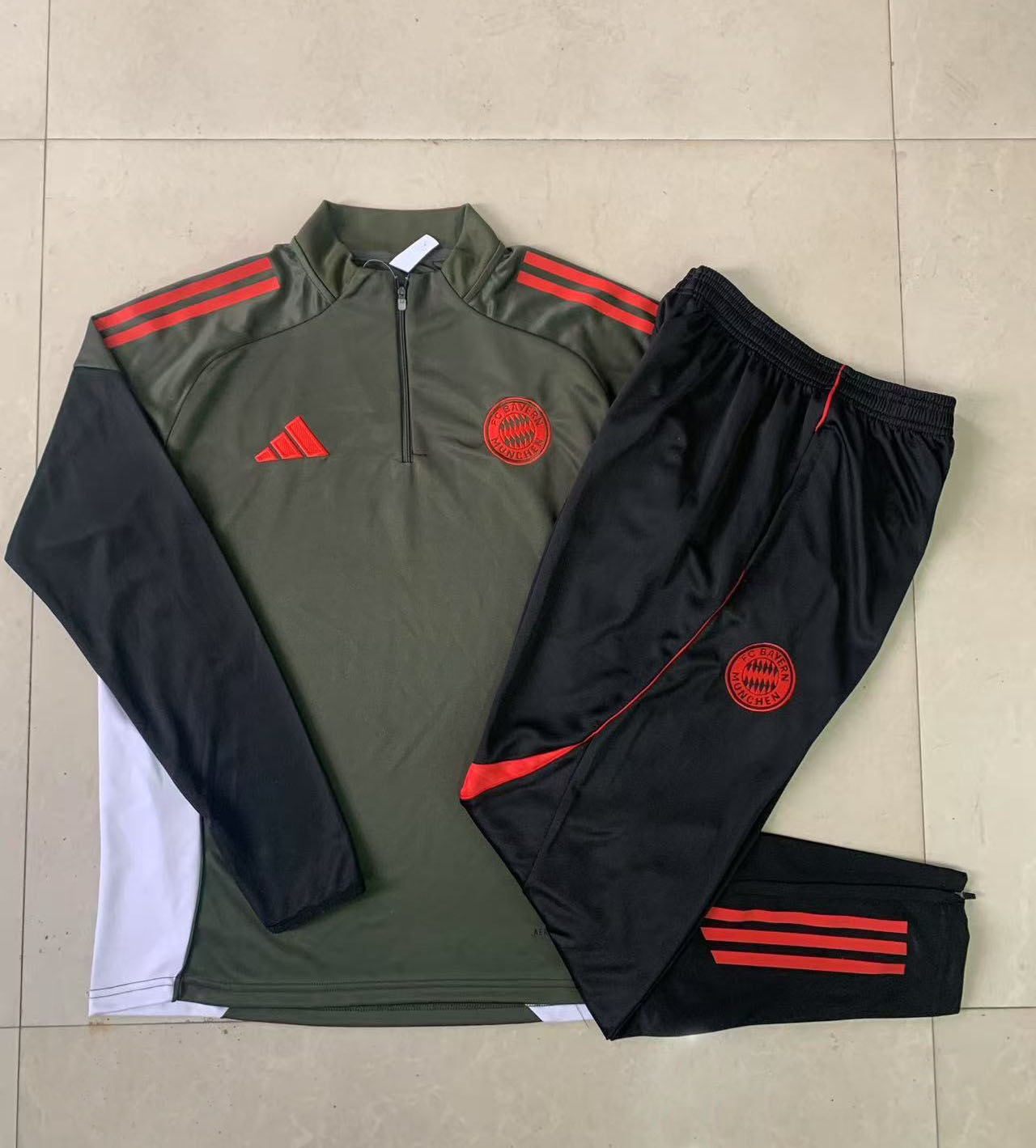 Kids Bayern Munich Training Kit (Sweatshirt+Pants) Deep Green 2025/26 - sinoshirt