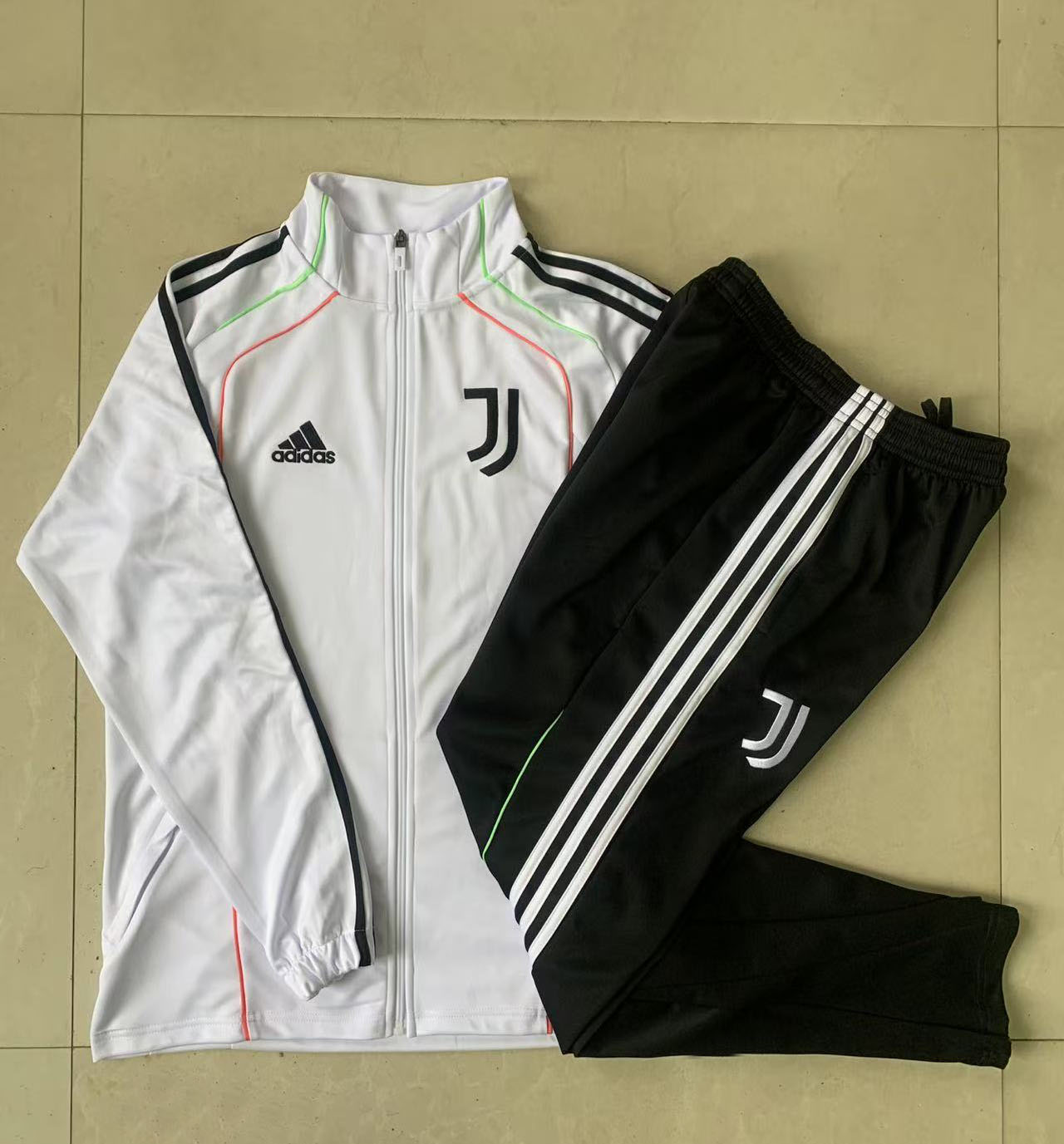 Kids Juventus Training Kit (Jacket+Pants) White 2025/26 - sinoshirt