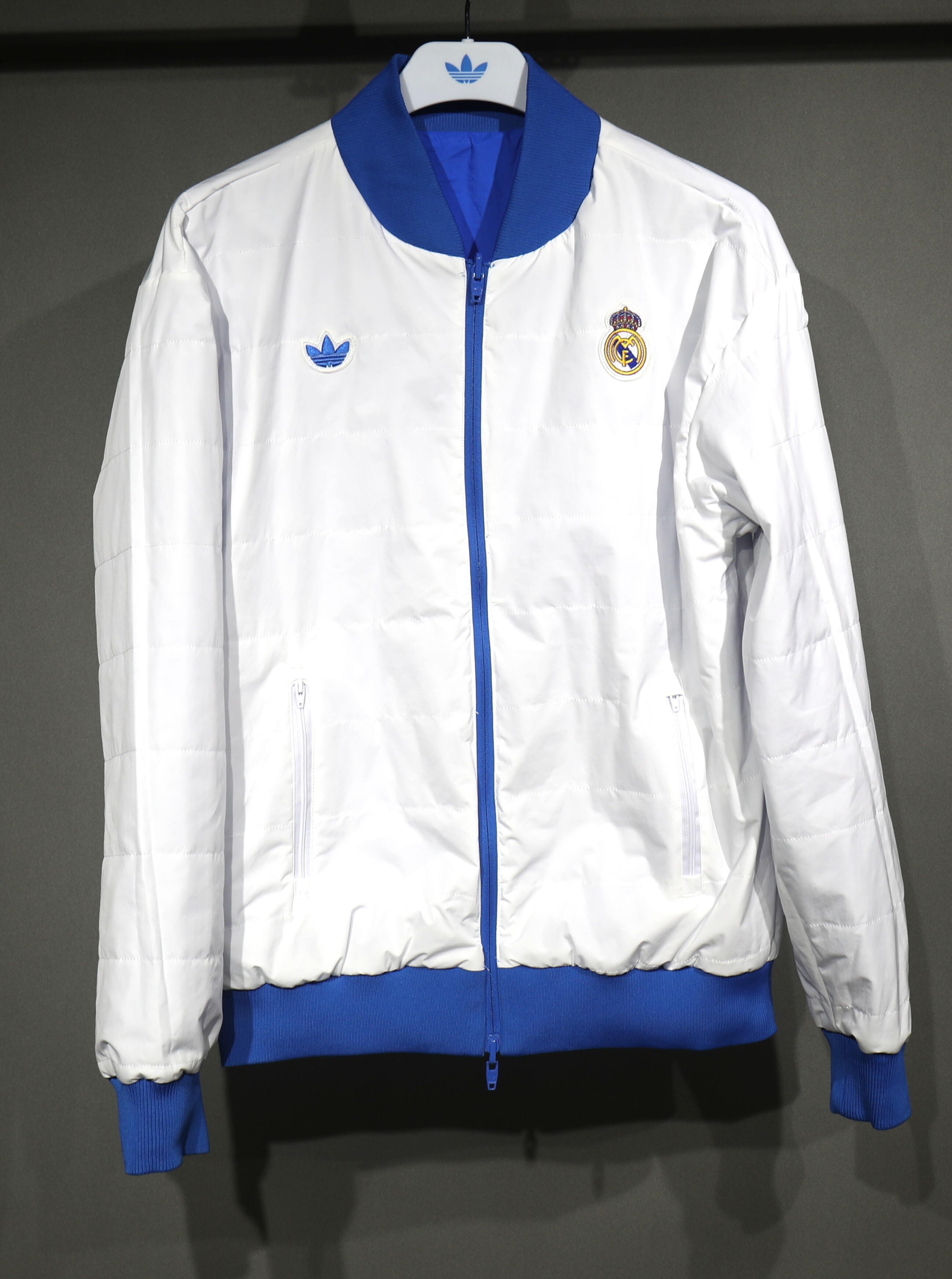 Real Madrid Terrace Icons Reversible Double-Sides Cotton Windbreaker Jacket 2025-26 - sinoshirt