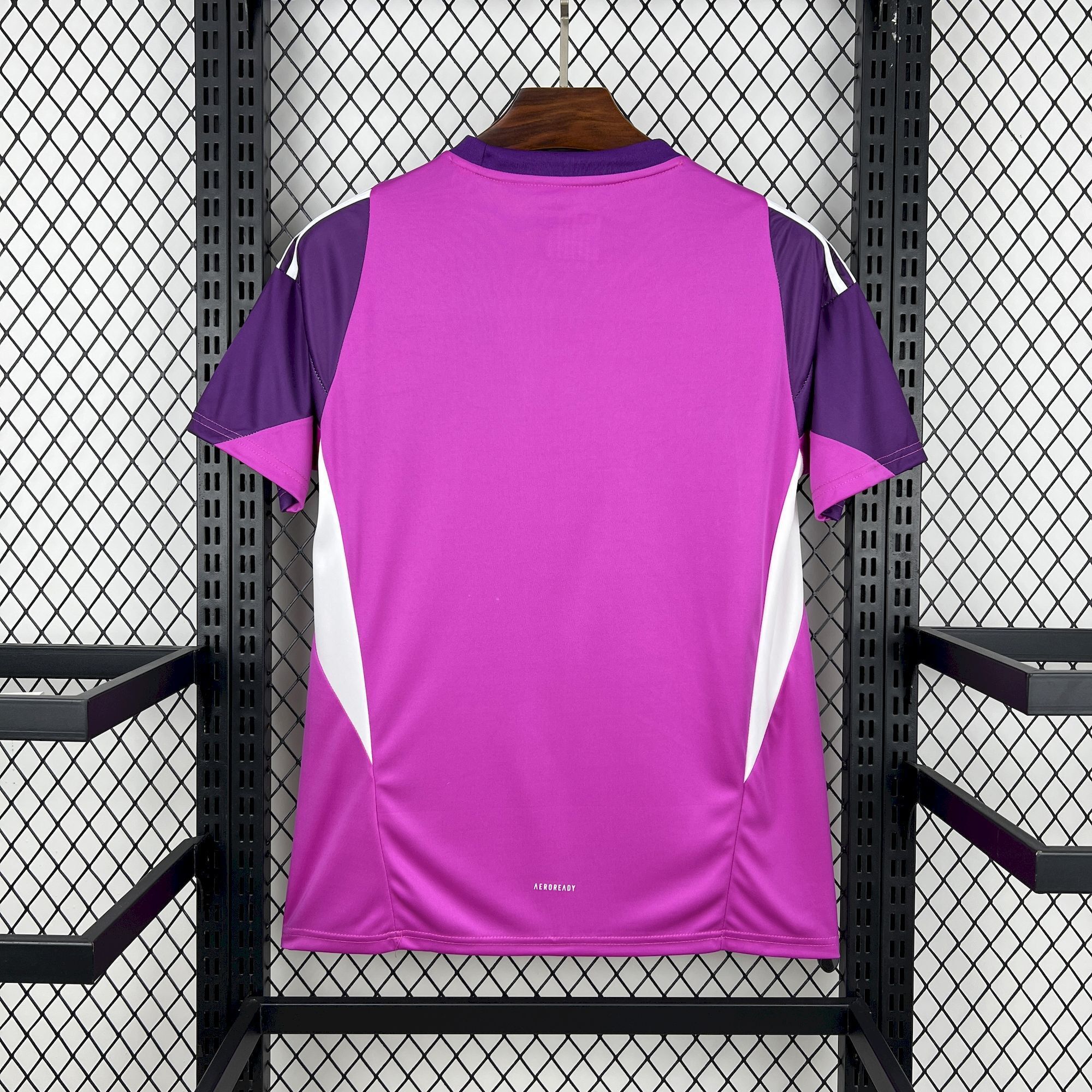 Bayern Munich Soccer Jersey Purple Goalkeeper Shirt 2025/26 - sinoshirt