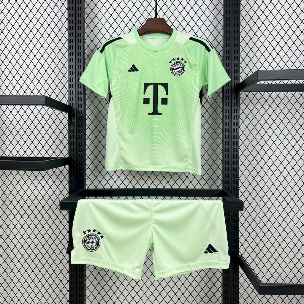 Bayern Munich Green Goalkeeper Kids Kit Jerseys+Shorts 2025/26 - sinoshirt